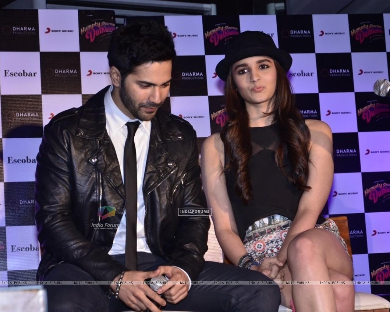 1280x1030 Wallpaper Dhawan and Alia Bhatt promotes Humpty, Desktop