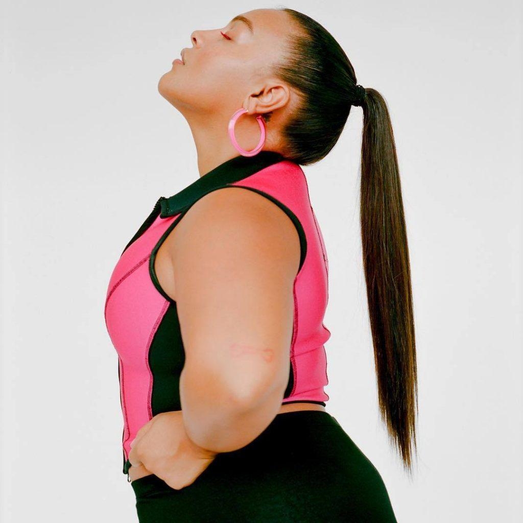 1030x1030 Cool News! Plus Size Model Paloma Elsesser is the Face of Alison Lou, Phone