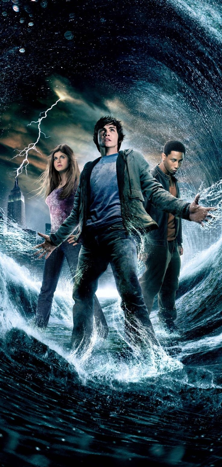 740x1550 Percy Jackson & The Olympians: The Lightning Thief (2010) Phone Wallpaper. Wallcinemania. Eroi dell'olimpo, Percy jackson, Sfondi, Phone