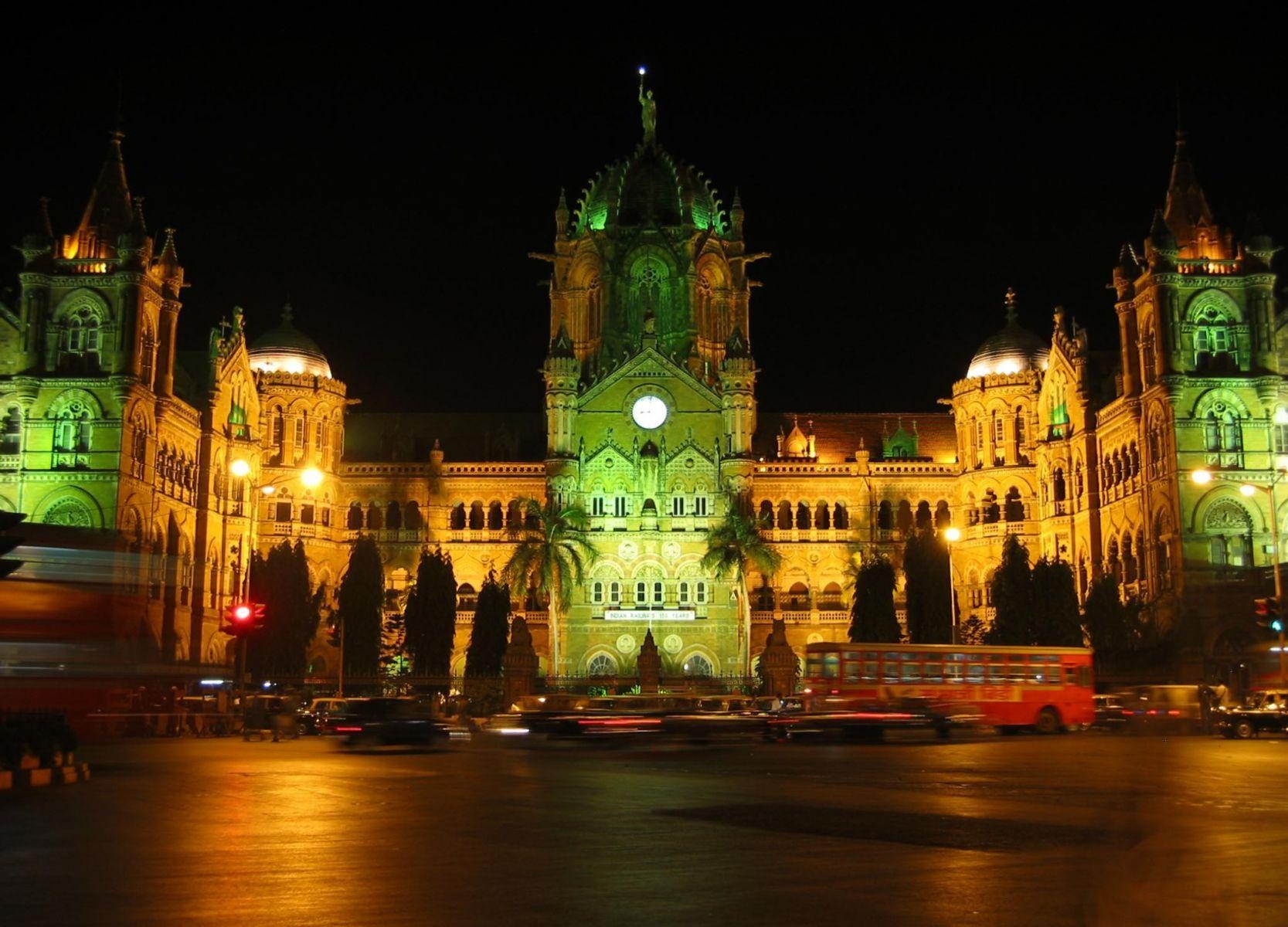 1670x1200 Chhatrapati Shivaji Terminus Mumbai. HD Travel Wallpaper, Desktop