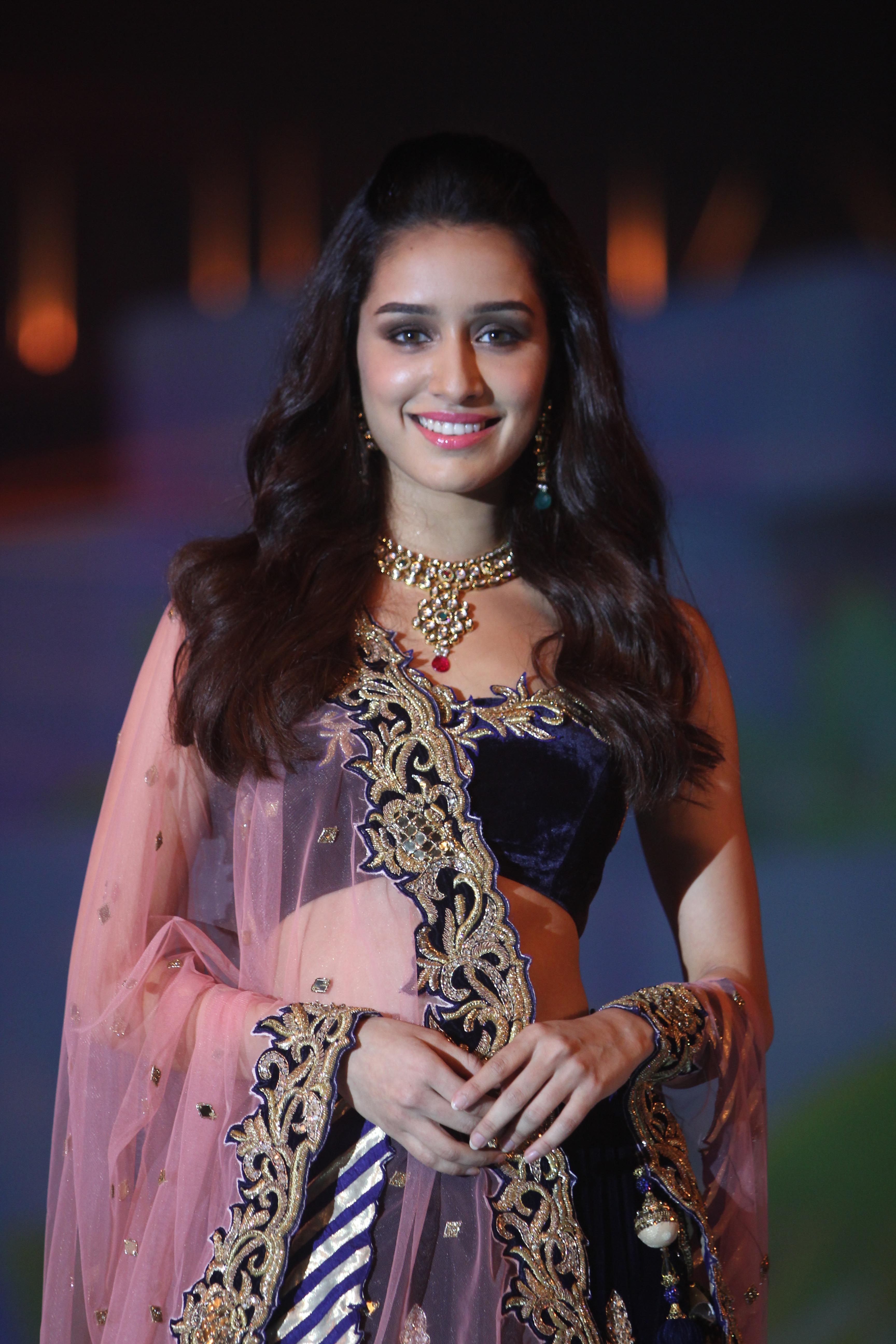 3460x5190 Shraddha Kapoor Pic, Phone