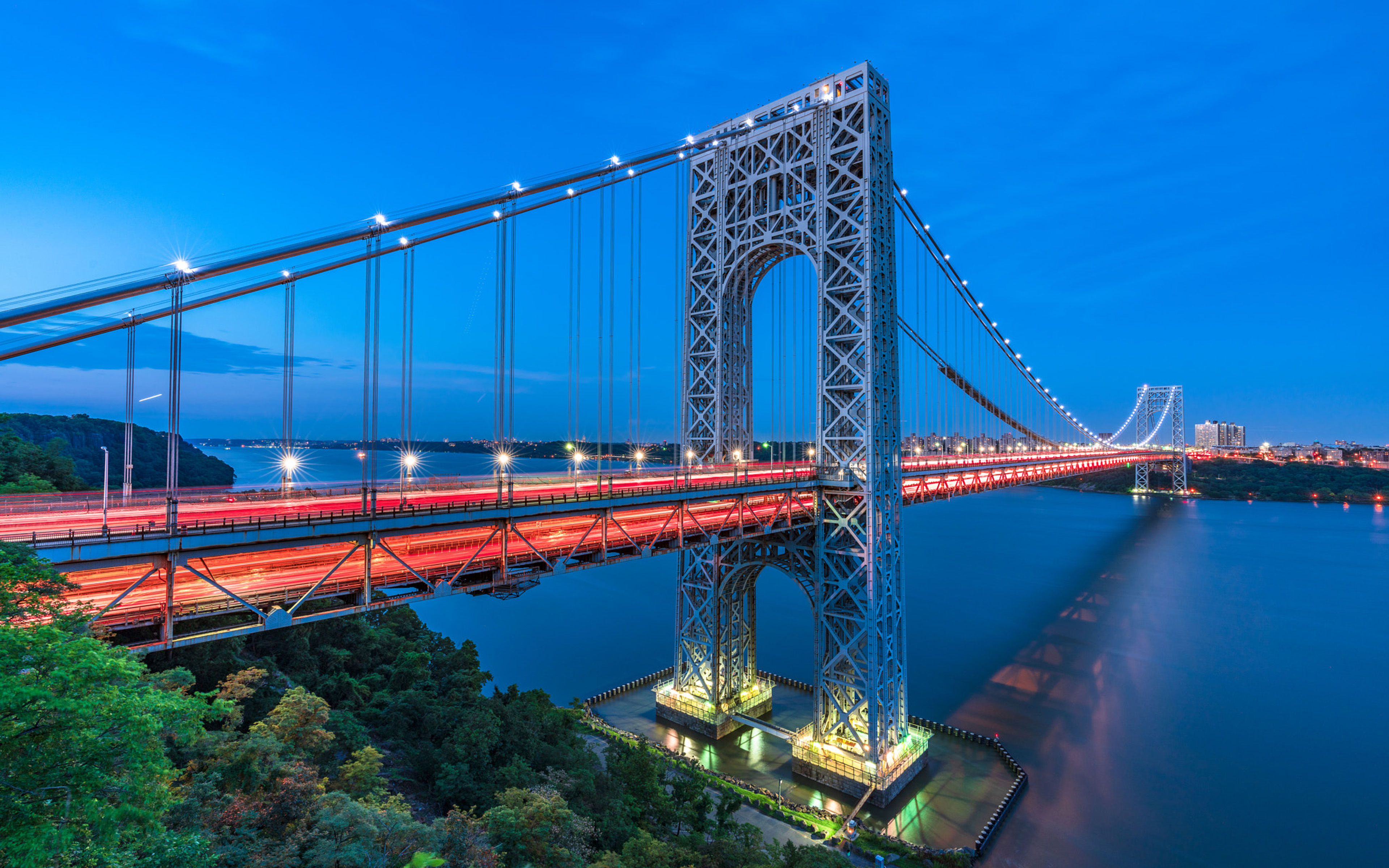 3840x2400 George Washington Bridge On The Hudson River During Blue Hour New, Desktop