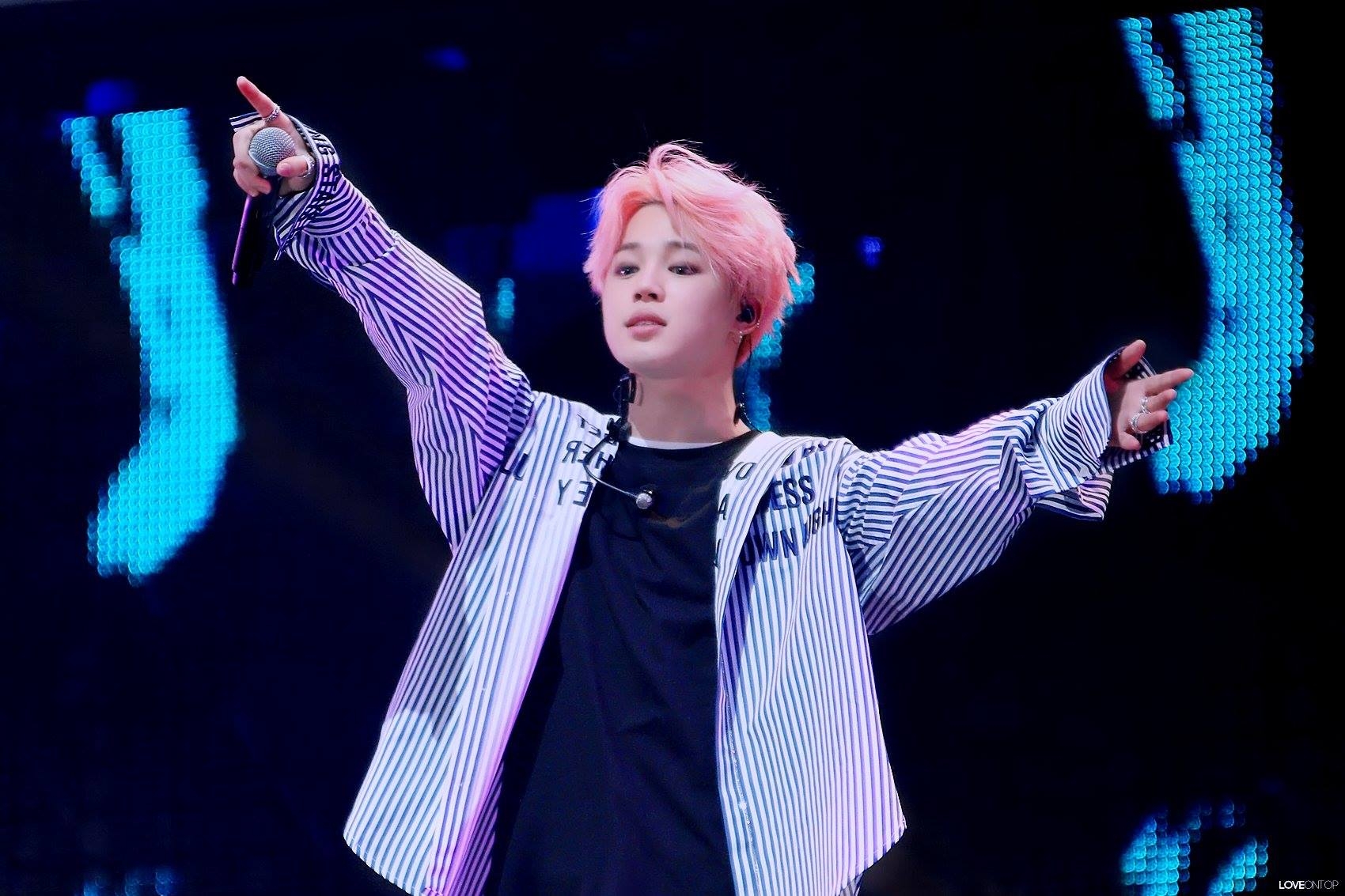 1700x1140 Jimin Pink Hair Concert, Desktop