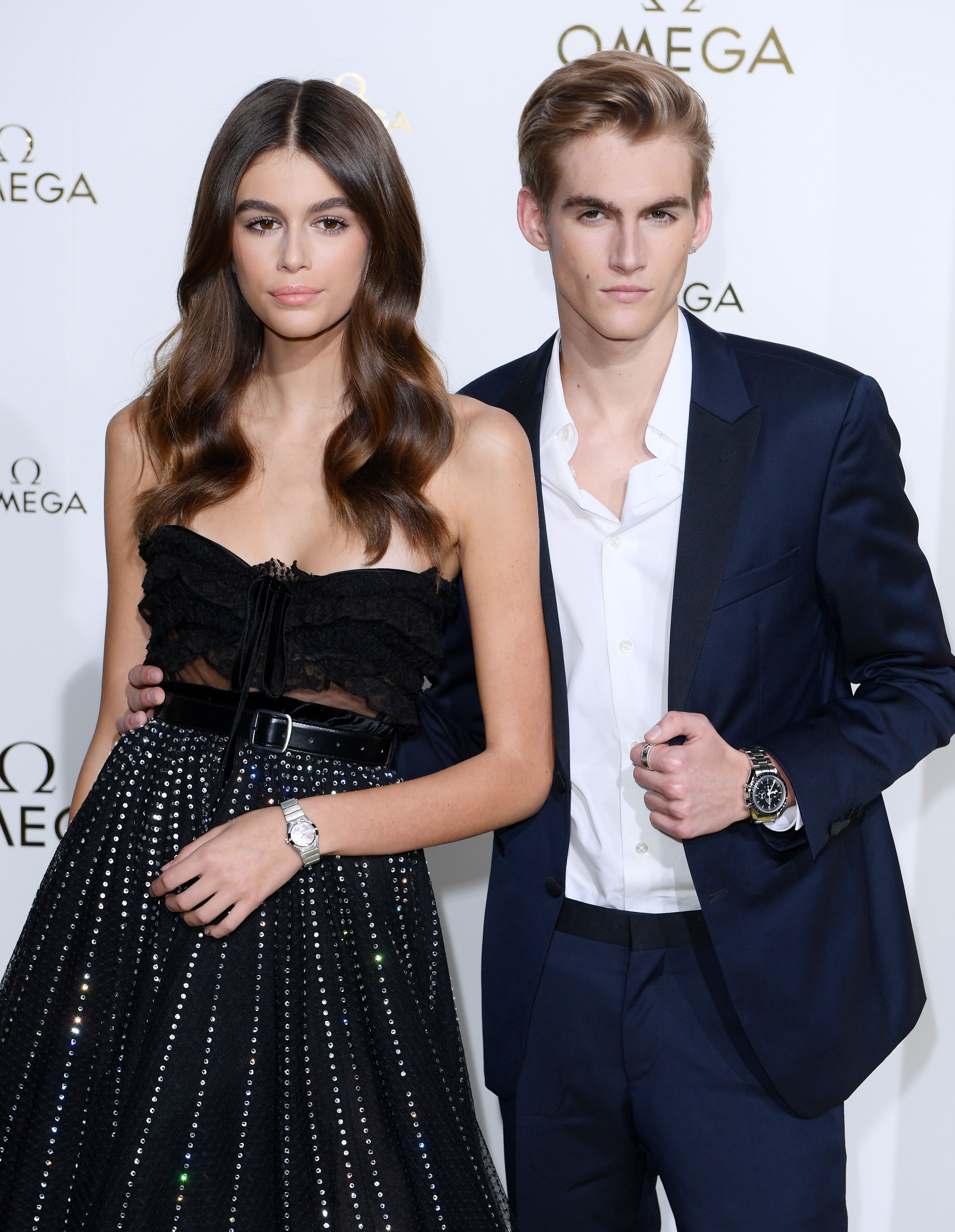 3440x4440 Presley Gerber Gets Tattoo of Sister Kaia Gerber's Name. war WW, Phone