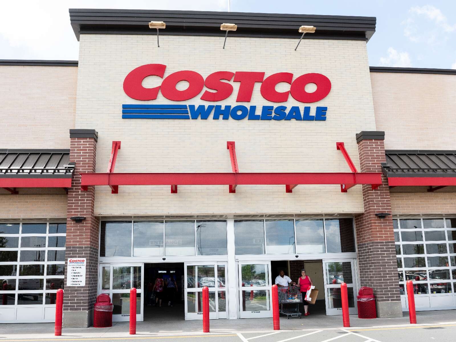 1600x1200 The Costco App Now Works as Your Membership Card. Food & Wine, Desktop