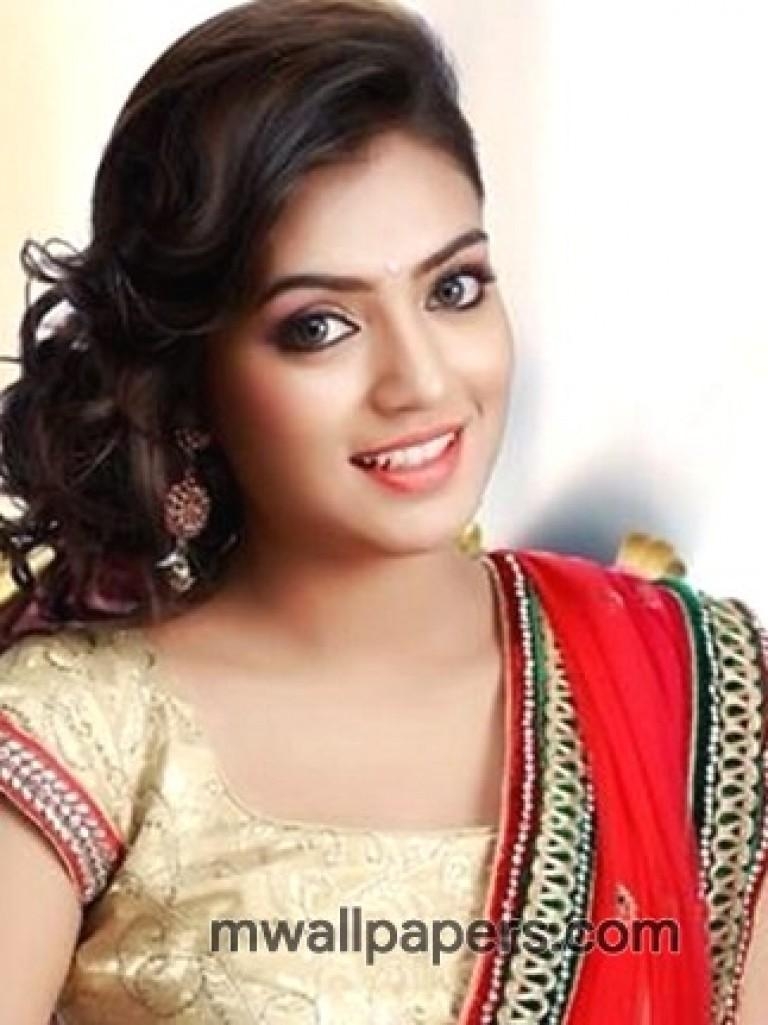 770x1030 Nazriya Nazim HD Photo & Wallpaper Android IPhone IPad HD, Phone