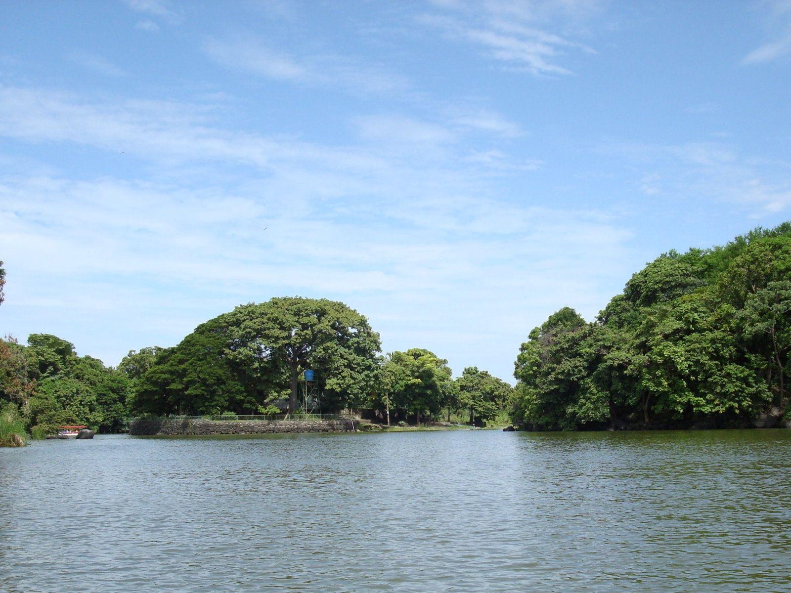 1600x1200 Tropical Islands of Granada islets, Desktop