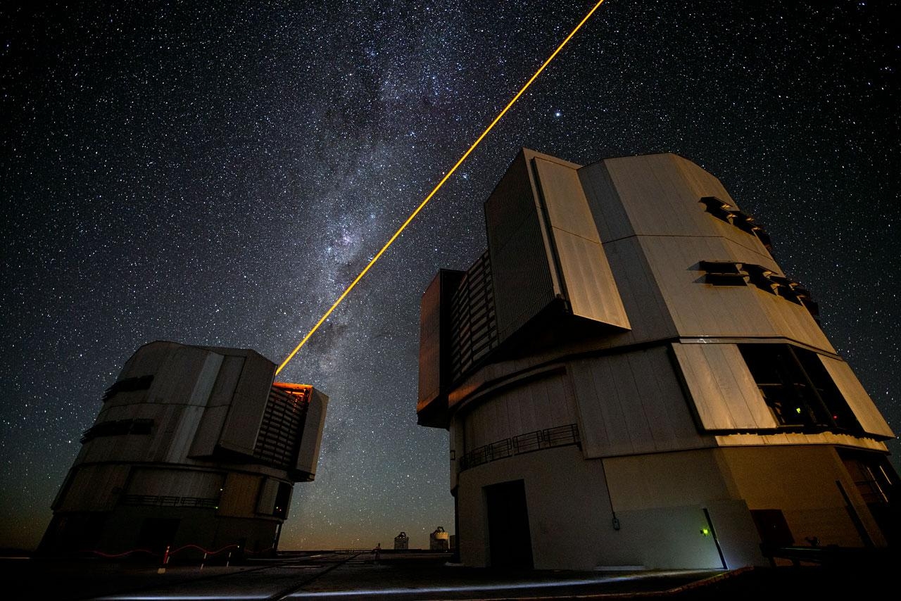 1280x860 The new PARLA laser in operation at ESO's Paranal Observatory, Desktop