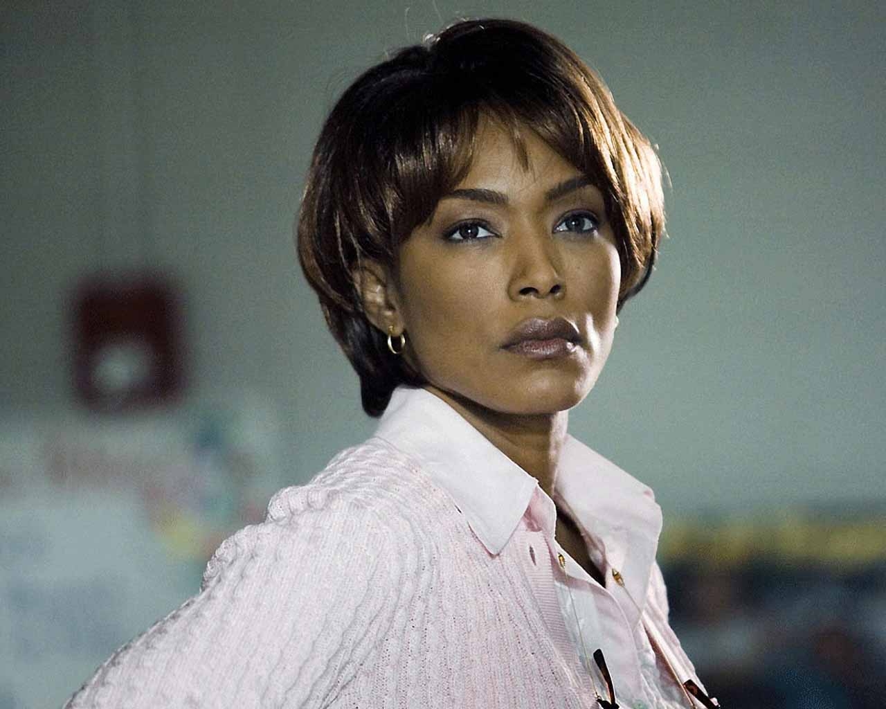 1280x1030 HQ Wallpaper: Angela Bassett Picture, Desktop