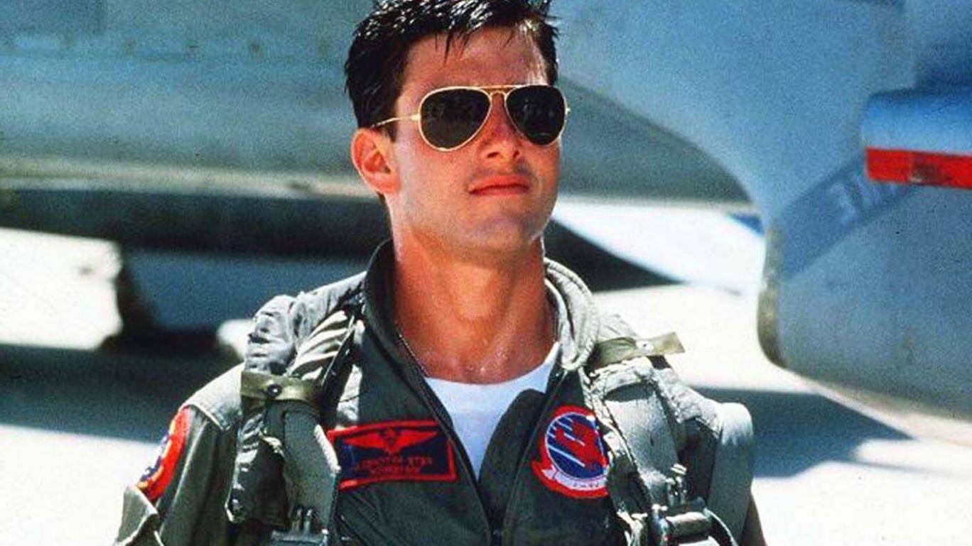 1370x770 Tom Cruise confirms Jennifer Connelly as female lead in Top Gun 2, Desktop