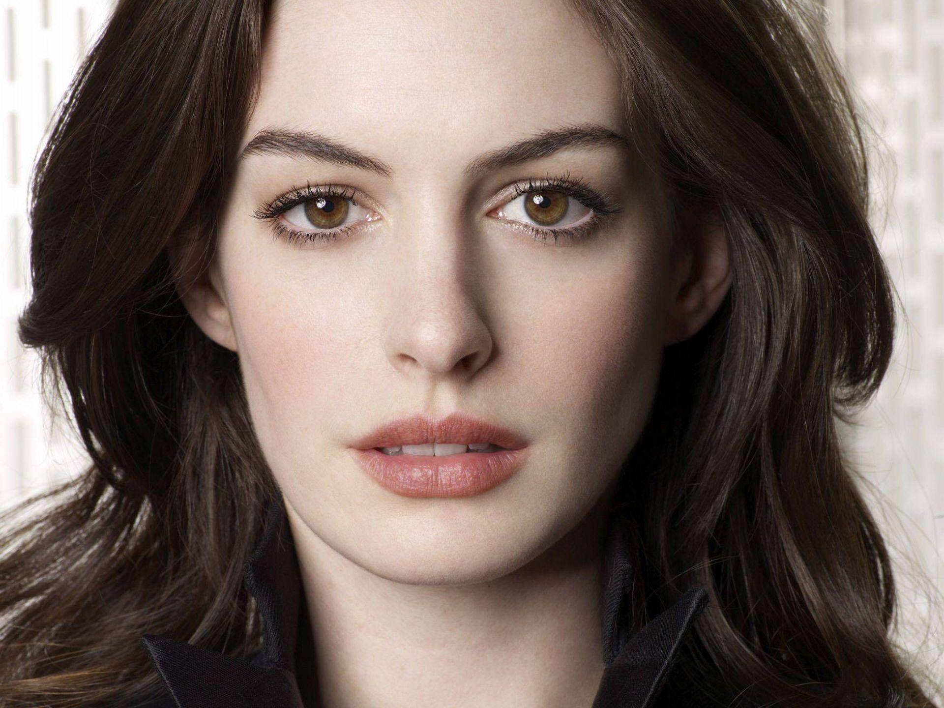 1920x1440 Anne Hathaway HD Wallpaper. Movie HD Wallpaper, Desktop