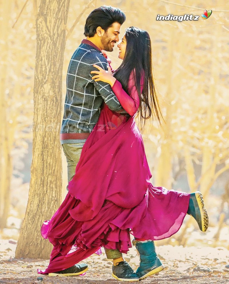 800x990 Padi Padi Leche Manasu Photo Movies photo, image, Phone