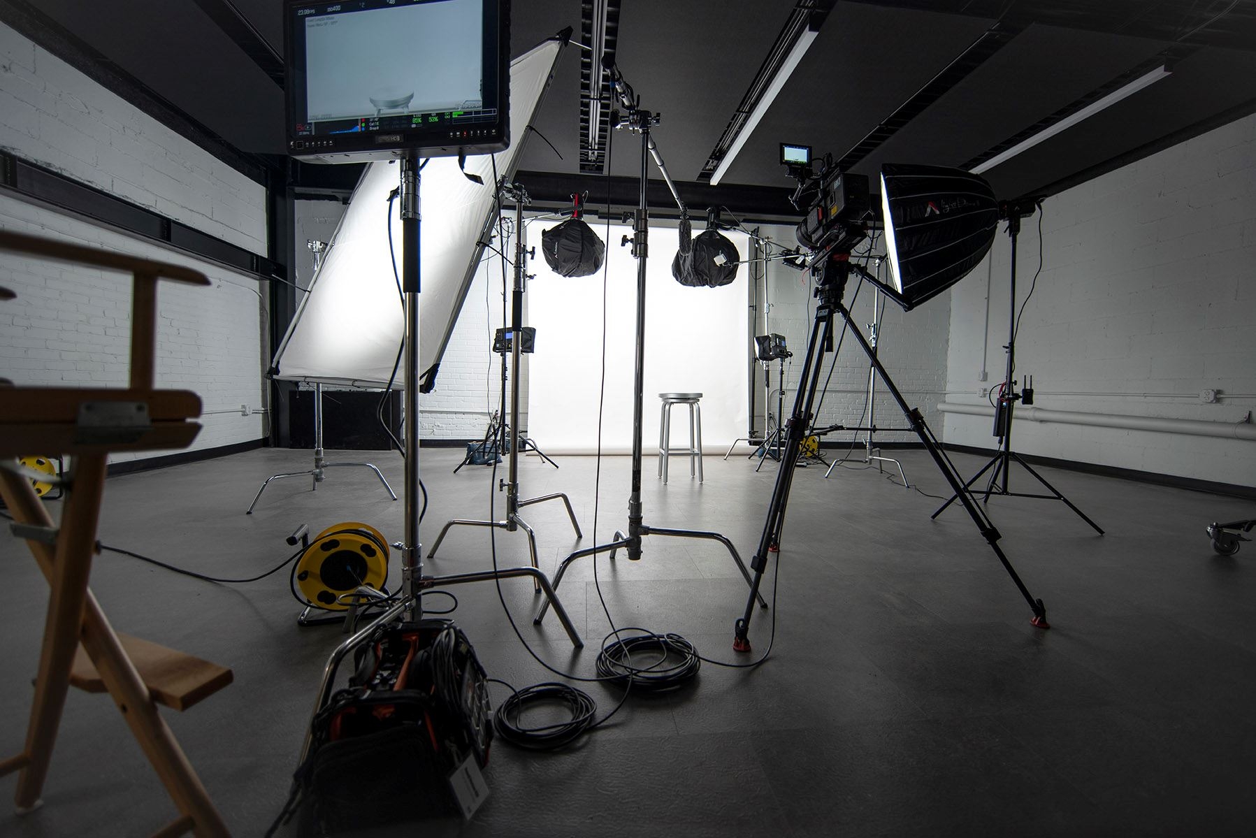 1800x1200 Our Studio Headquarters. Pritt Entertainment Group, Desktop