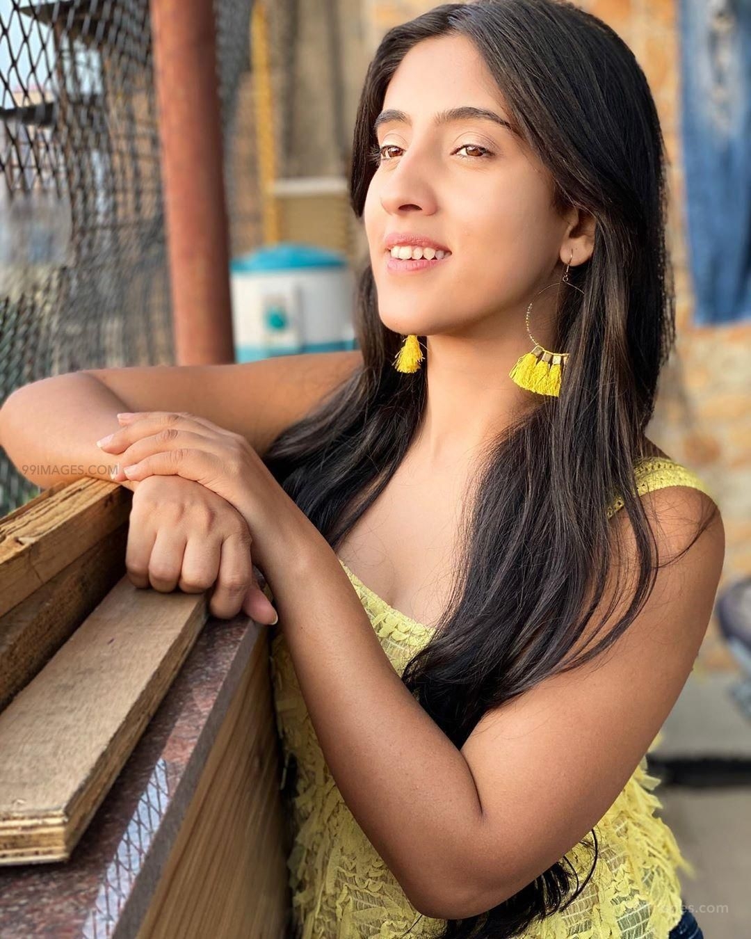 1080x1350 Sameeksha sud Hot Beautiful HD Photo Download 1080p, 4k, Phone