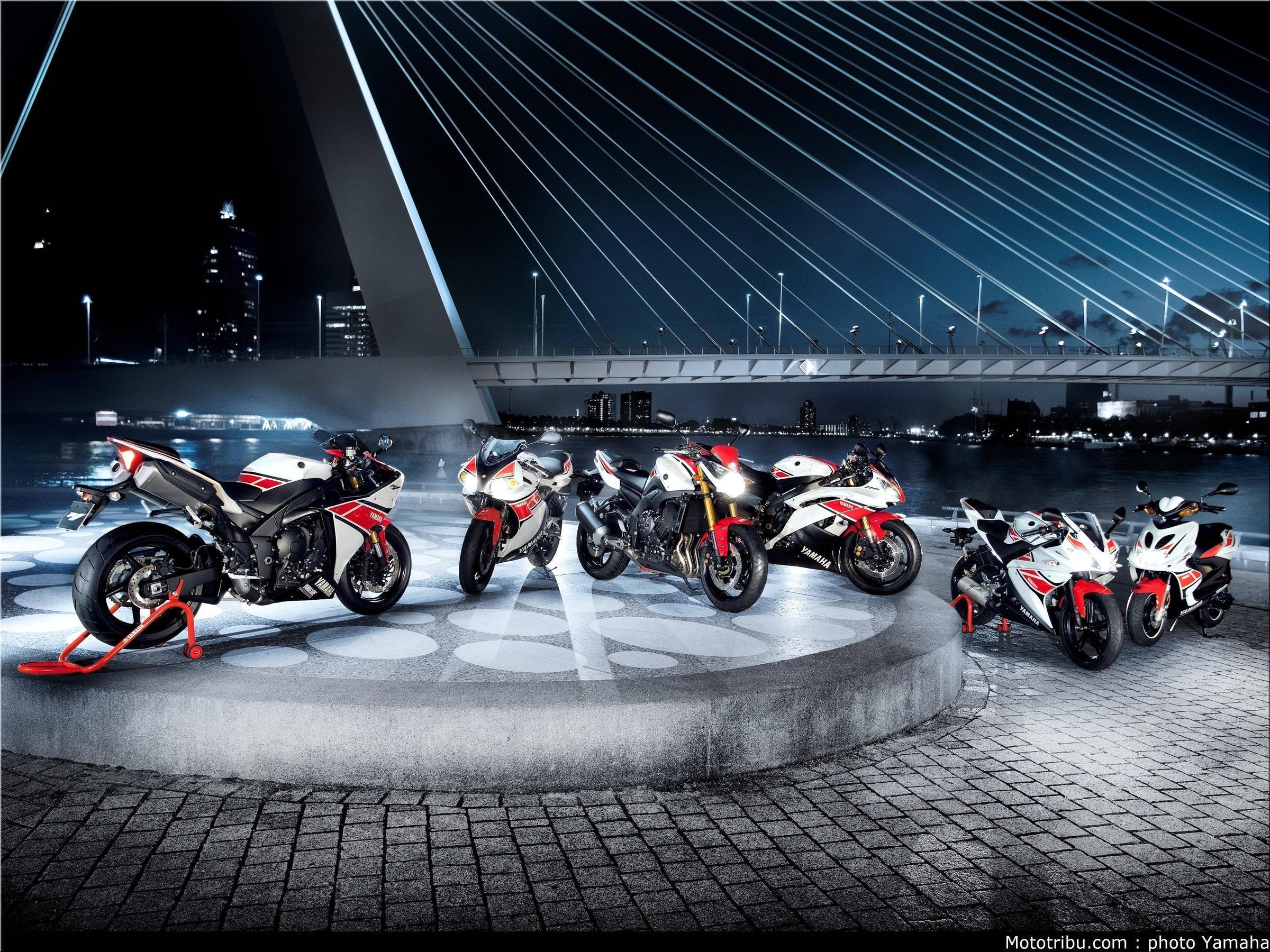 2400x1800 Vehicles For > 2012 Yamaha R6 Wallpaper, Desktop