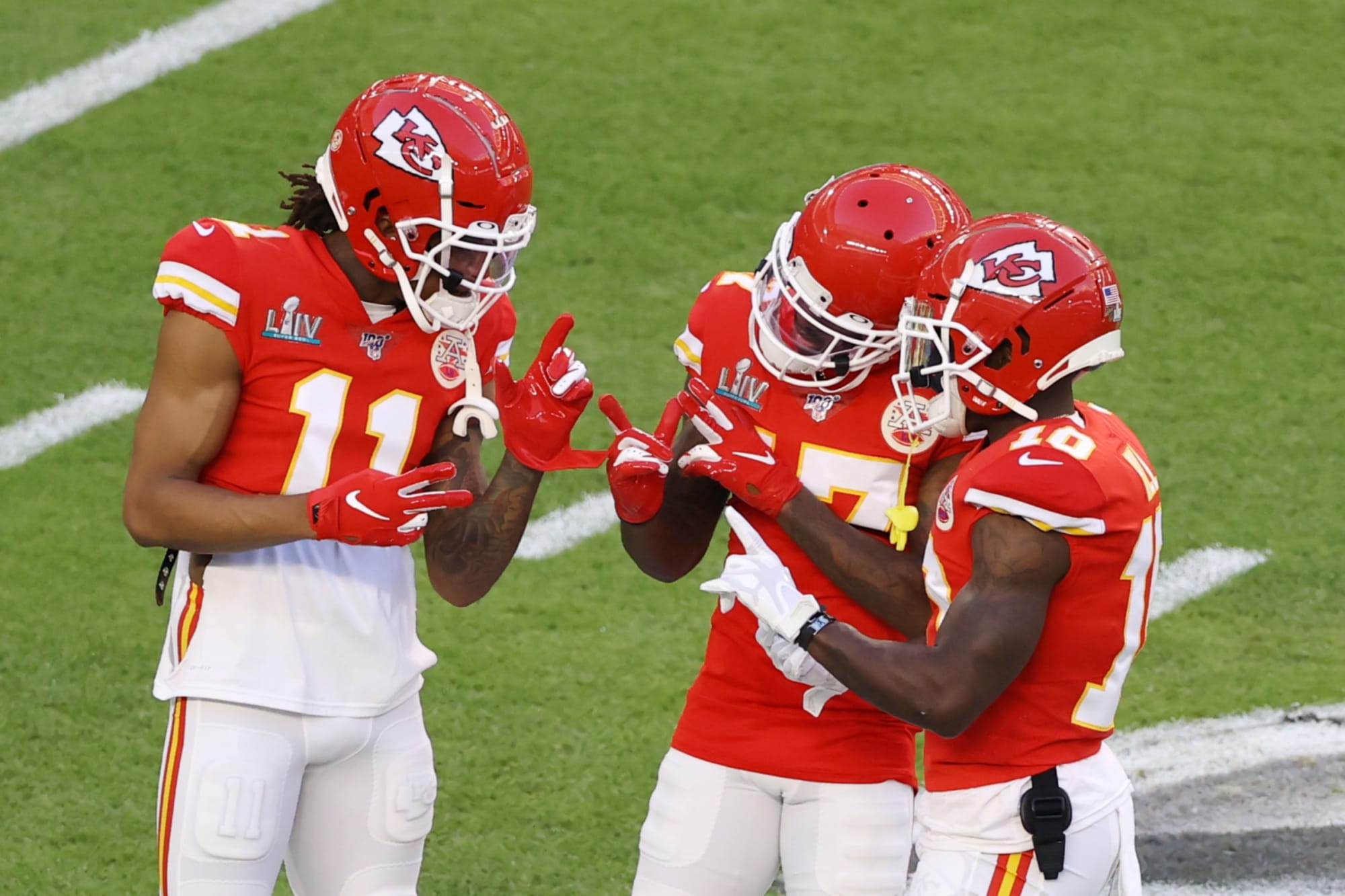 2000x1340 Tyreek Hill and Mecole Hardman are among fastest Madden 21 ratings, Desktop