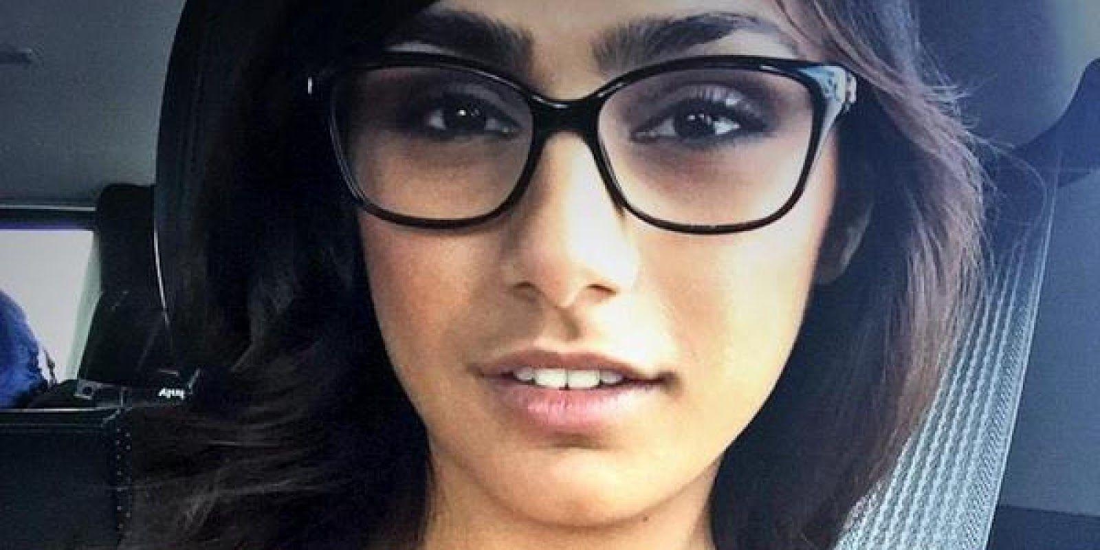 1600x800 Mia Khalifa Wallpaper Free Mia Khalifa Background, Dual Screen