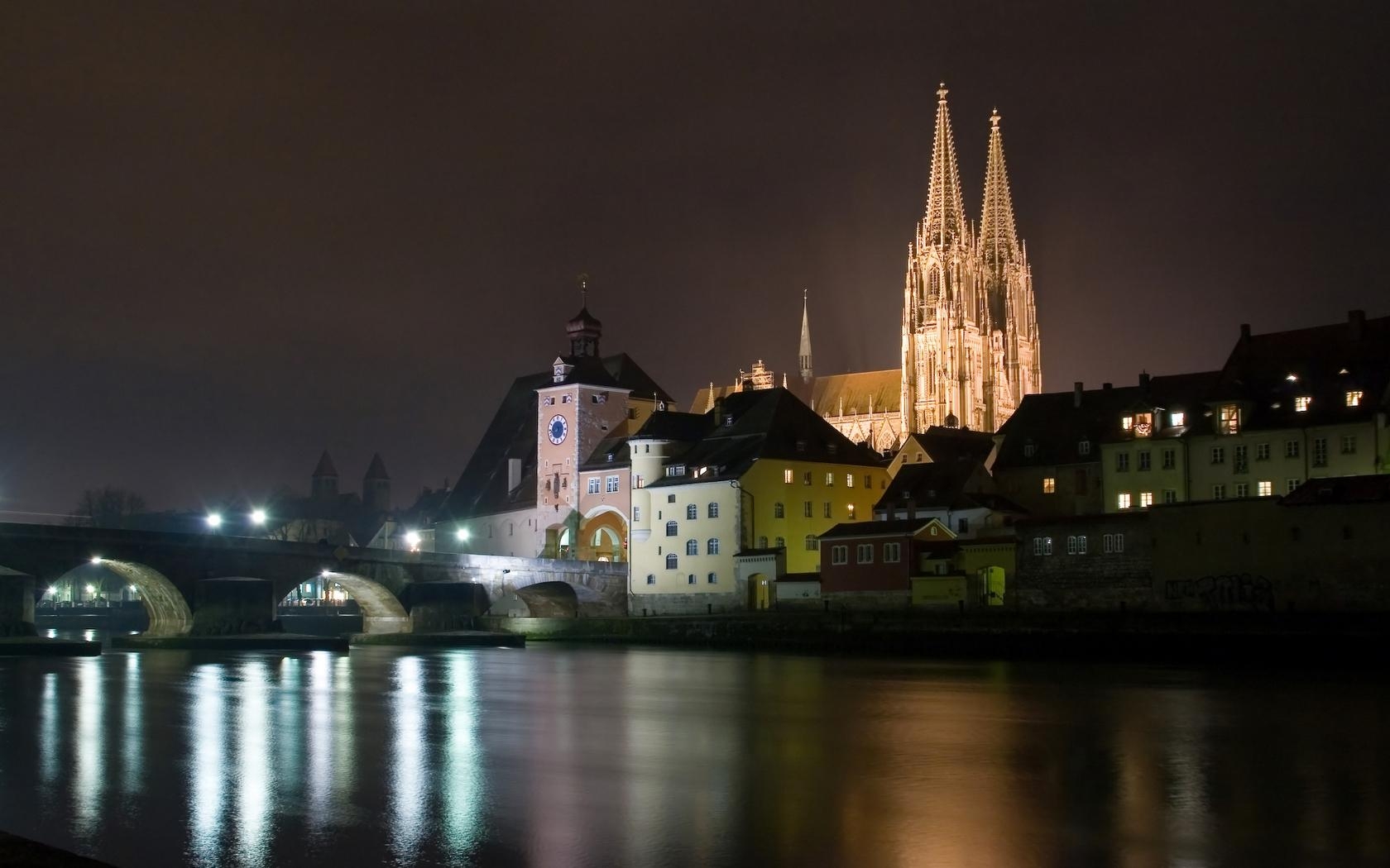 1680x1050 Free Download High Quality Regensburg Bei Nacht Architecture, Desktop