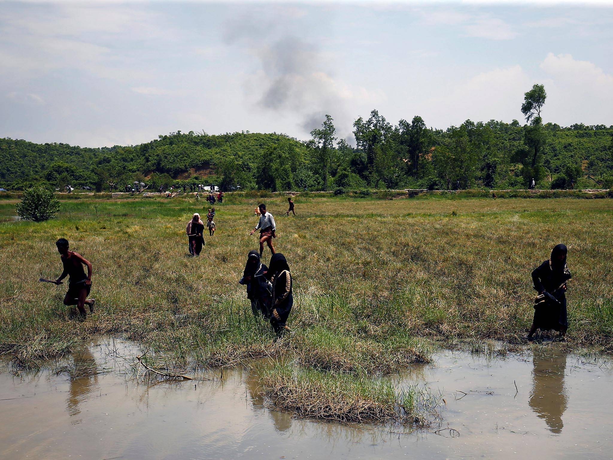 2050x1540 Burma: More than 100 Rohingya Muslims massacred in Rakhine state, Desktop