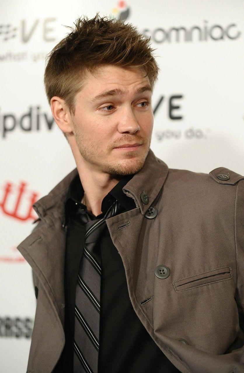 840x1280 June 2015 Chad Michael Murray, Celebrities Image Galleries, Phone