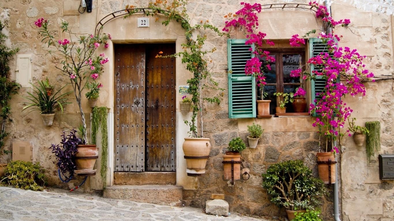 1370x770 Download  Palma De Mallorca, Flowers, Building, Window, Door, Desktop