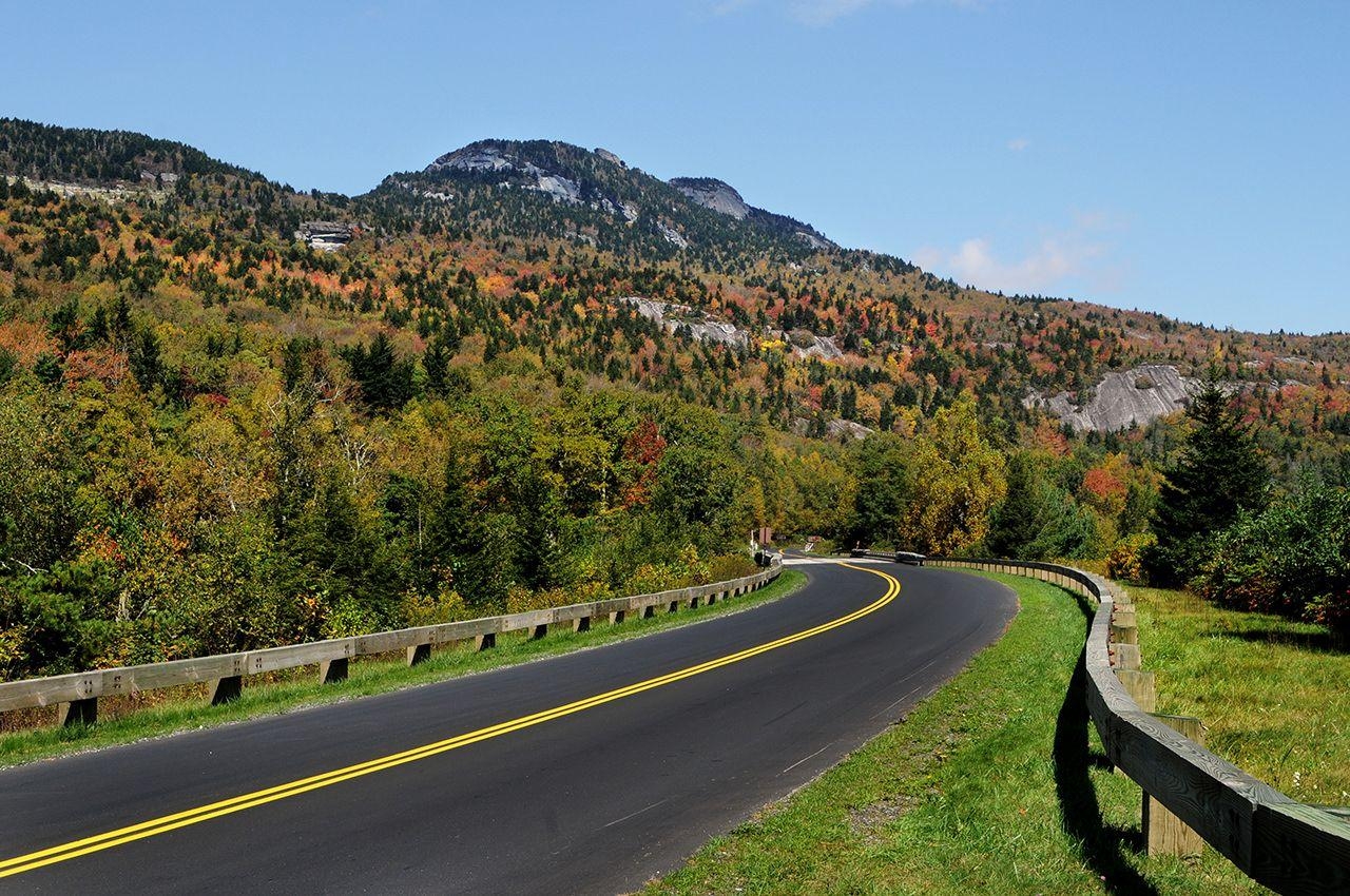 1280x850 Explorers of the Blue Ridge Parkway. Asheville, NC's Official, Desktop