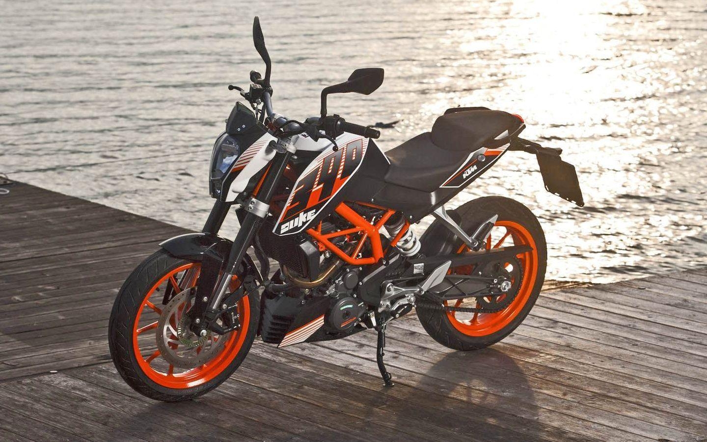 1440x900 RT KTM Duke 390, Desktop