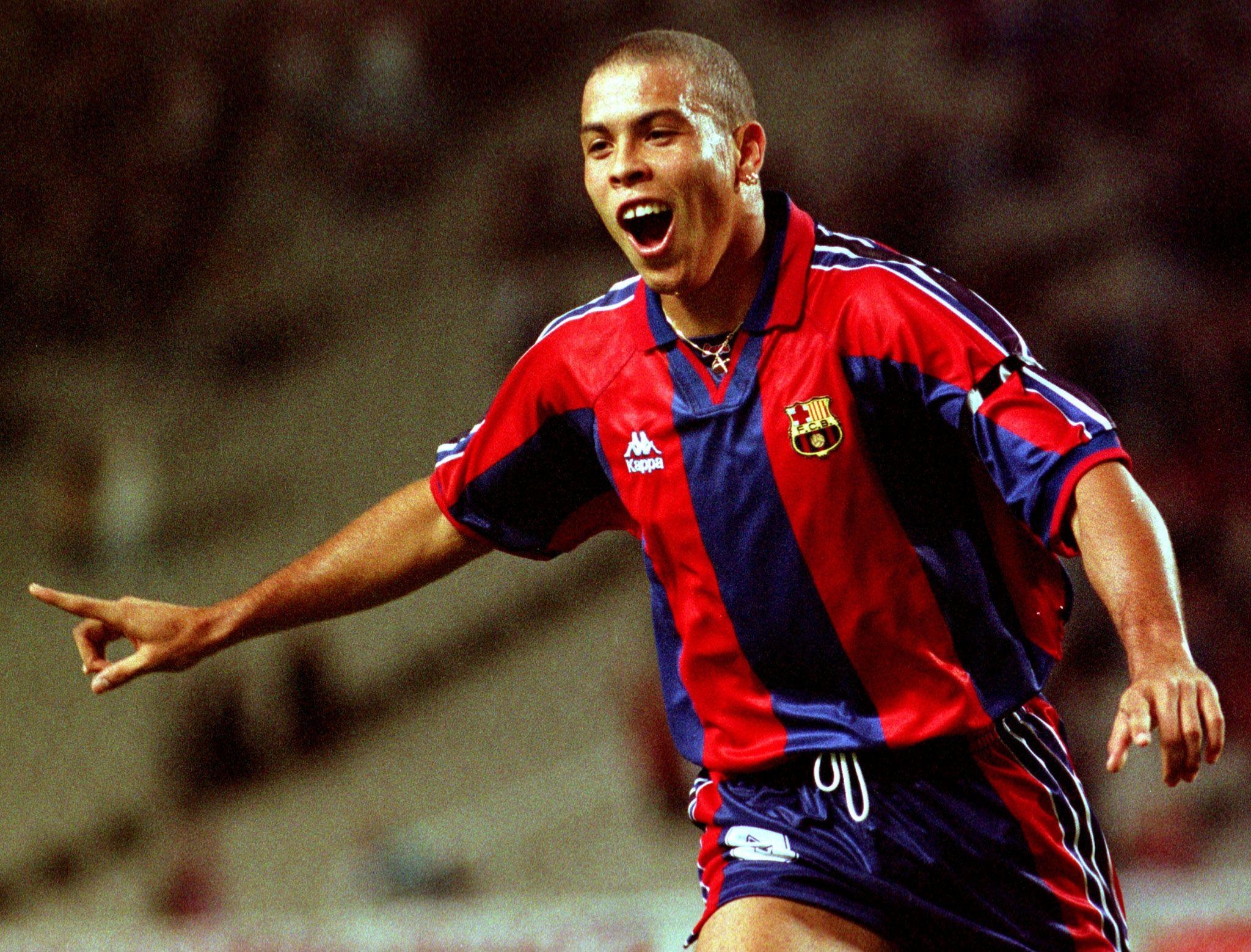 2050x1560 Quotes on: Ronaldo “Il Fenomeno” Luis Nazario de Lima, Desktop