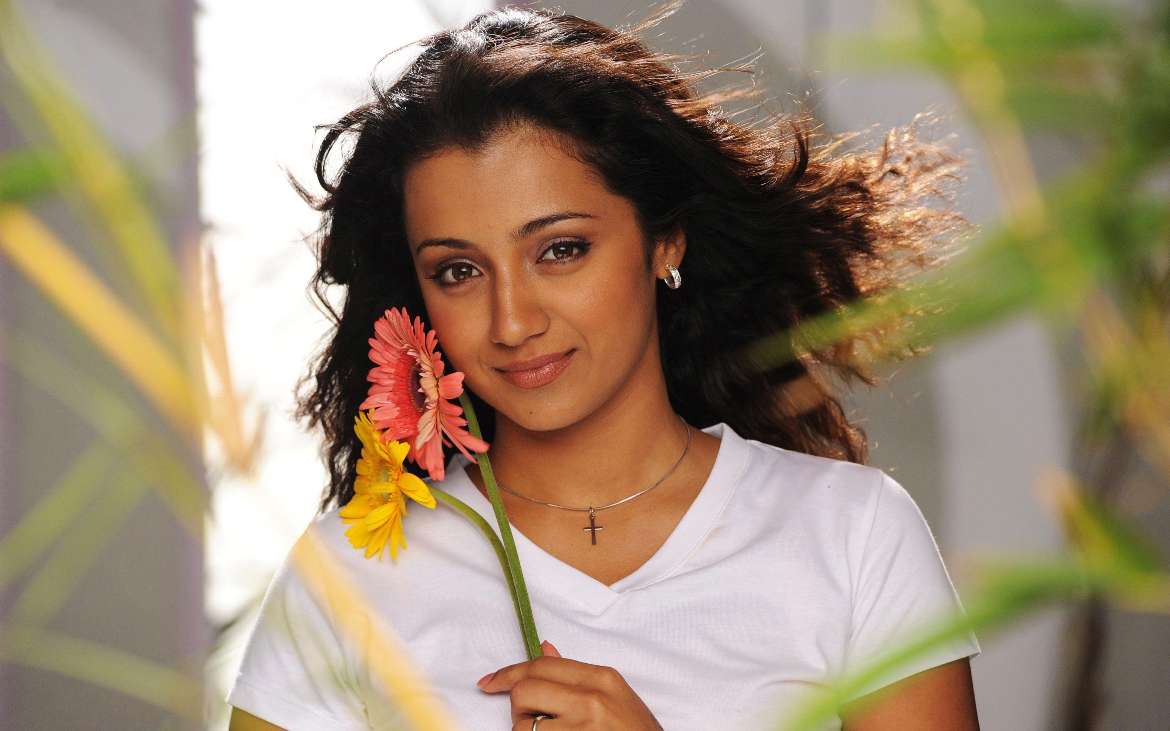 3840x2400 trisha krishnan 4k pc desktop wallpaper hd, Desktop
