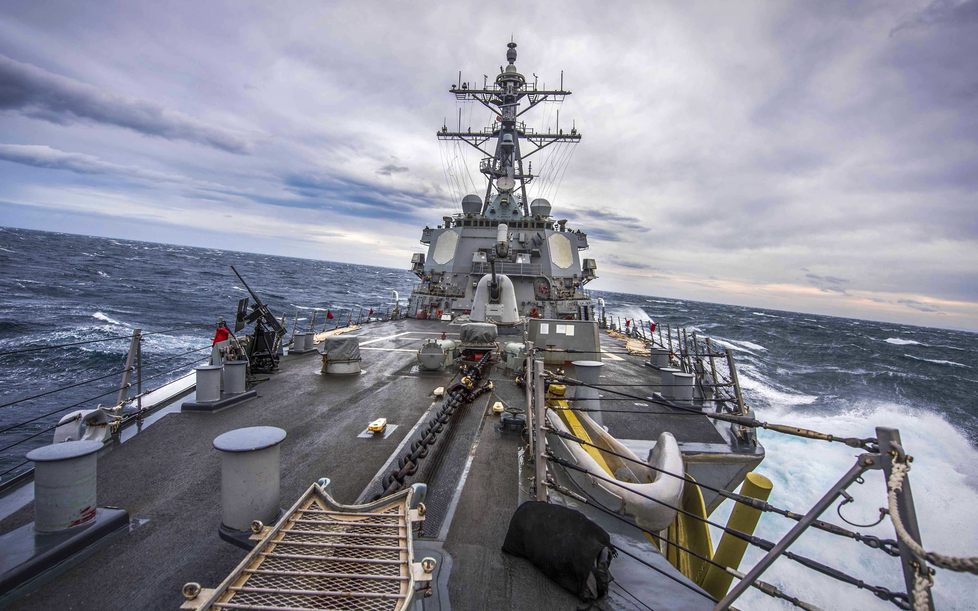 3840x2400 Download Wallpaper USS Carney, DDG Arleigh Burke Class, Desktop