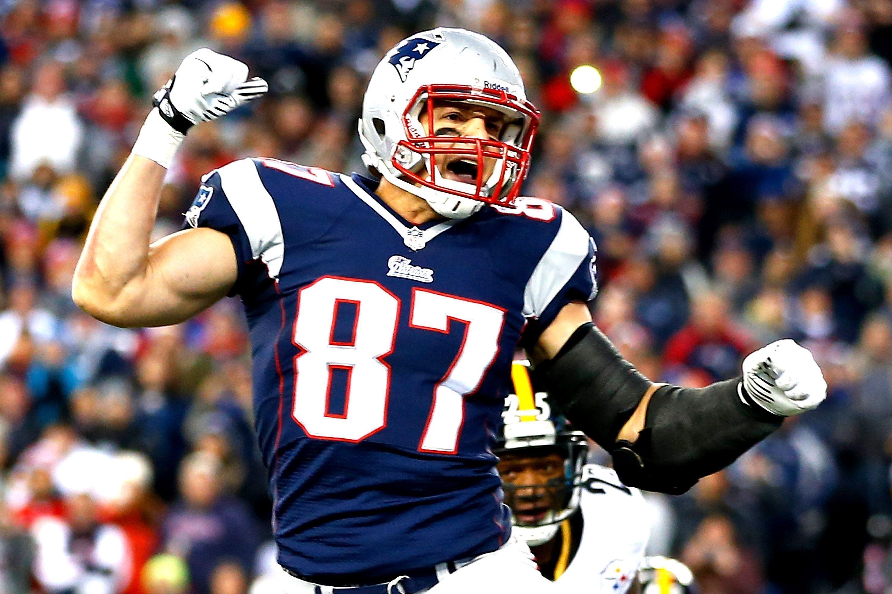 2960x1980 Rob Gronkowski: NFL Player Wallpaper. NFL. Rob, Desktop