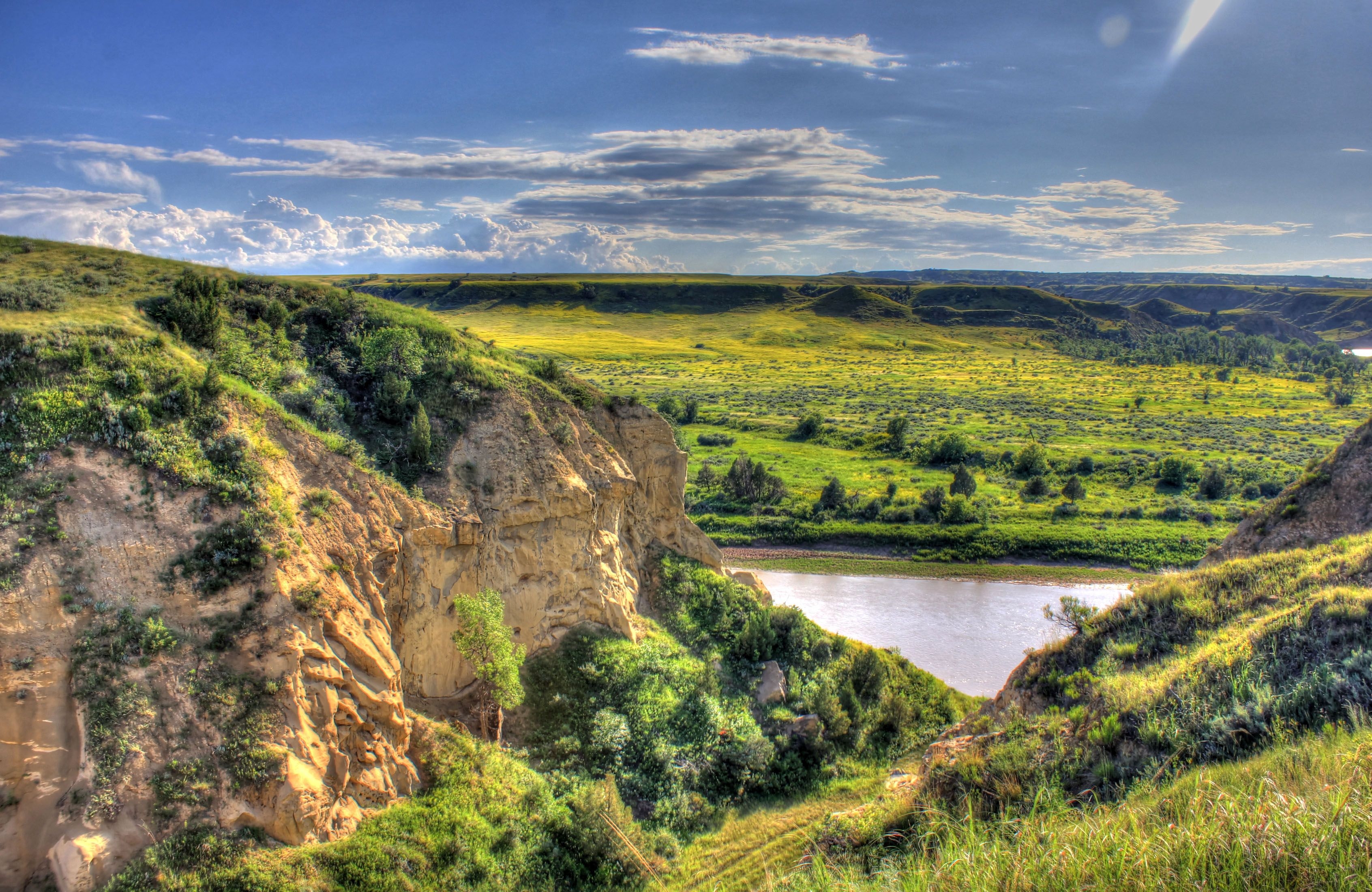 3390x2210 Theodore Roosevelt National Park Campgrounds & RV Parks, Desktop