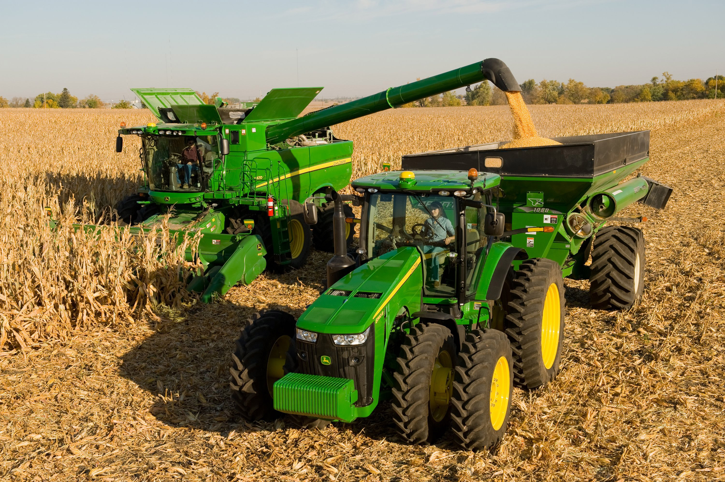 3000x2000 Combine Harvesting Corn With The Help Of A Tractor Deere Field Tractors HD Wallpaper, Desktop