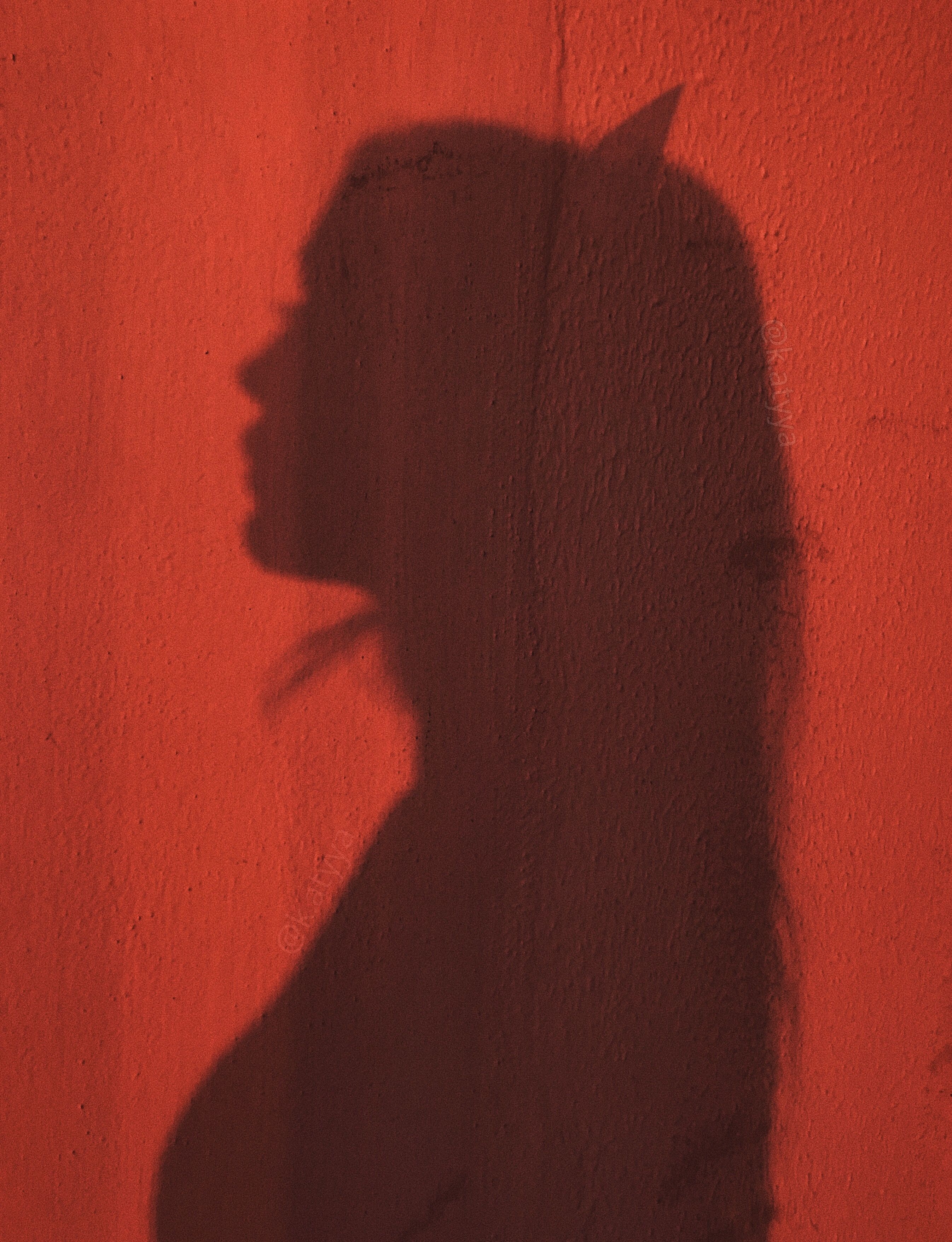 2700x3520 Shadow photography, Phone