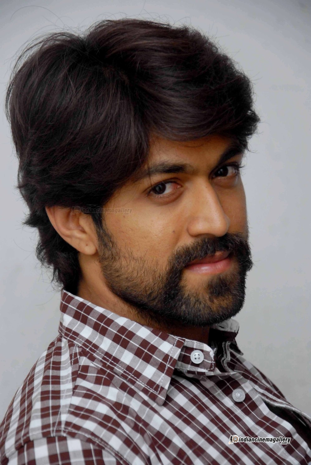 1000x1500 Yash Photo Stills Gallery Yash Latest Image, Phone