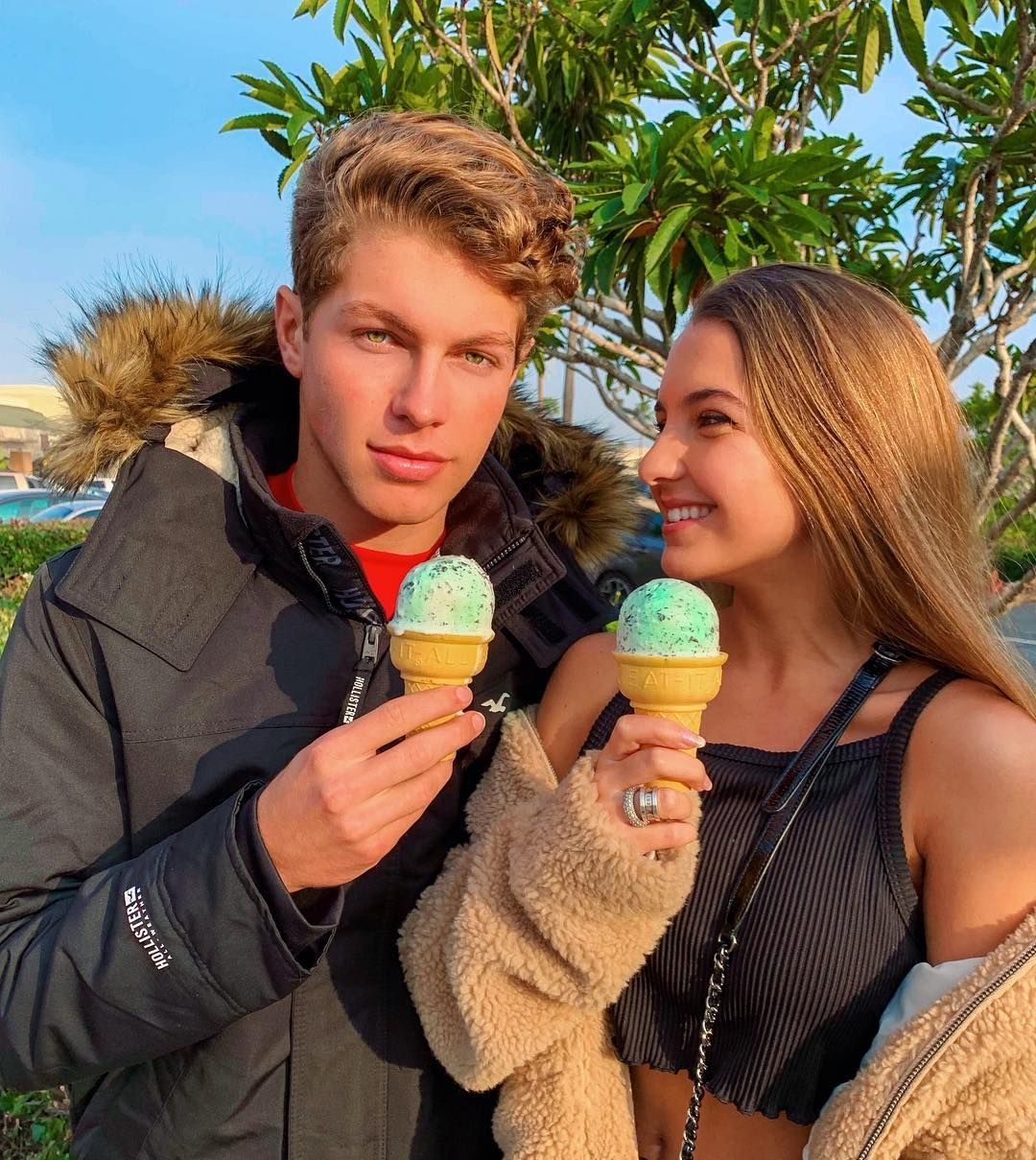 1080x1210 Bucket list star Ben Azelart and Lexi started dating since early, Phone