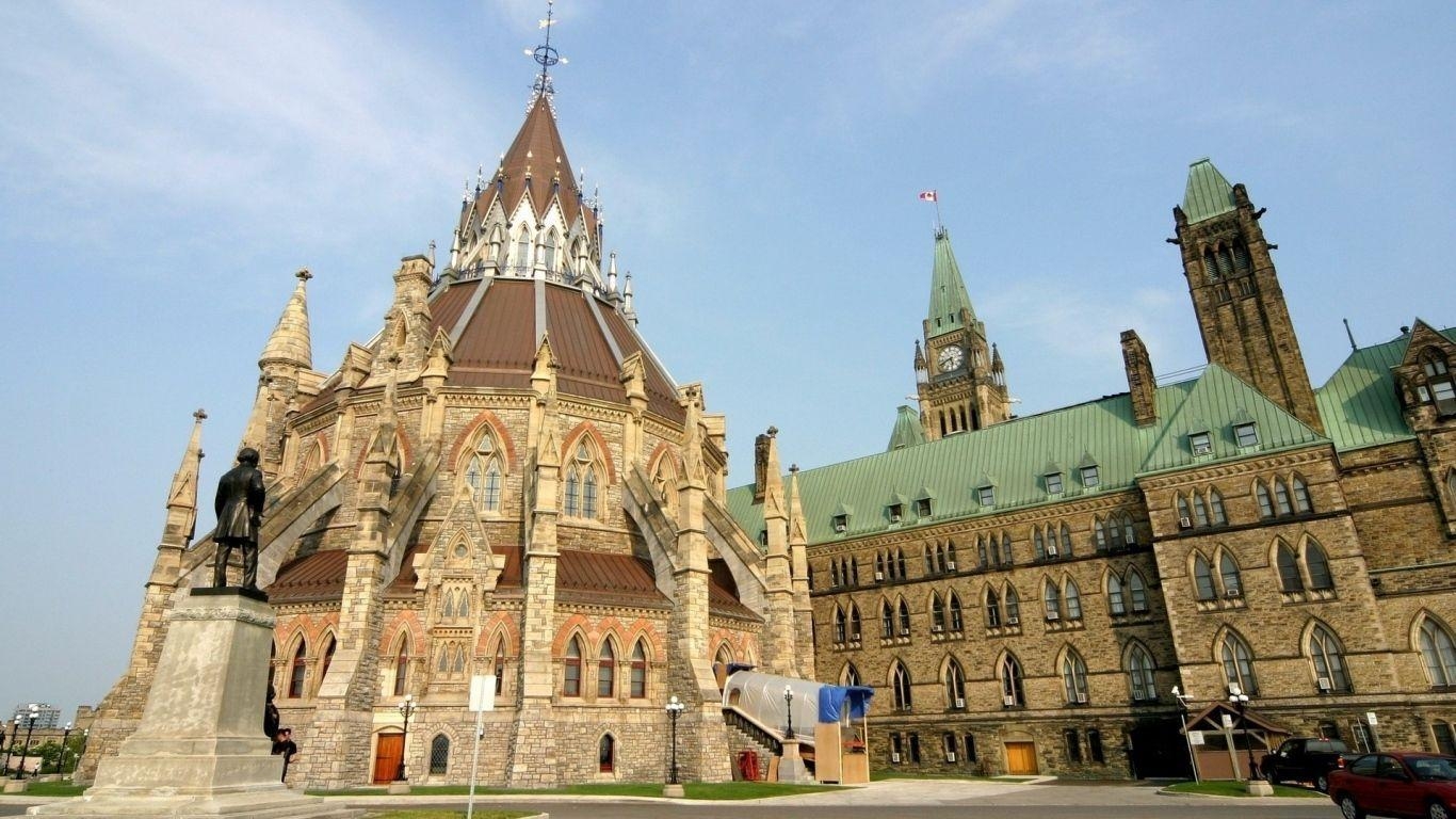 1370x770 Download Wallpaper  Canada, Library, Ottawa parliament, Desktop