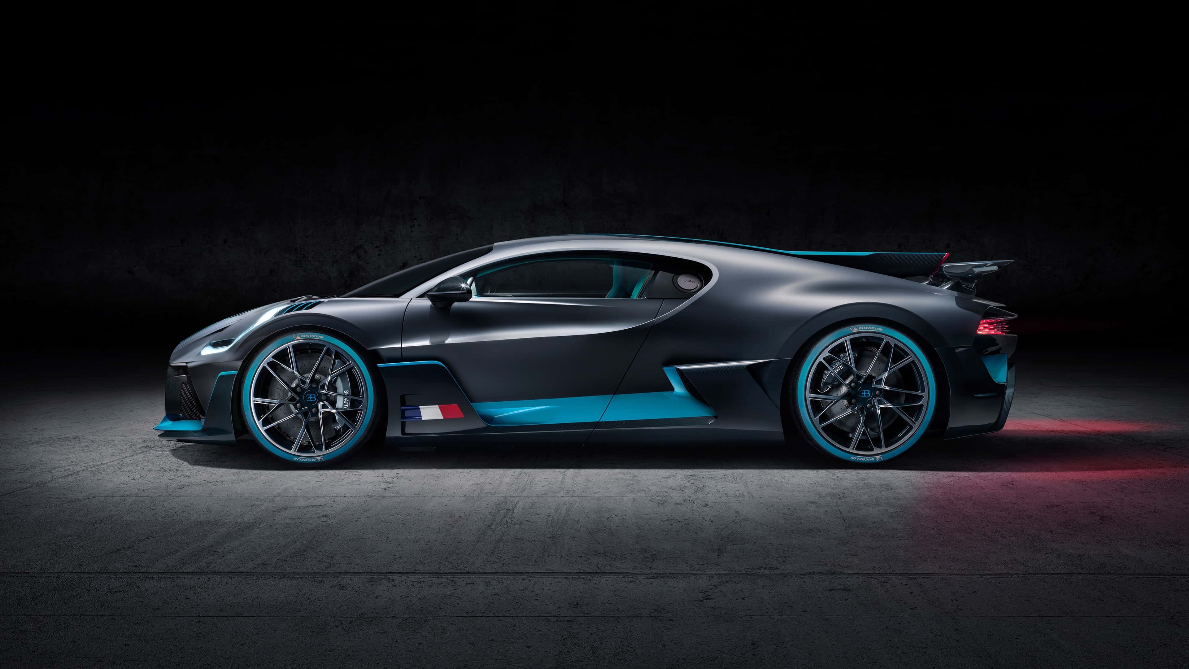 3840x2160 Bugatti Divo Side UHD 4K Wallpaper, Desktop