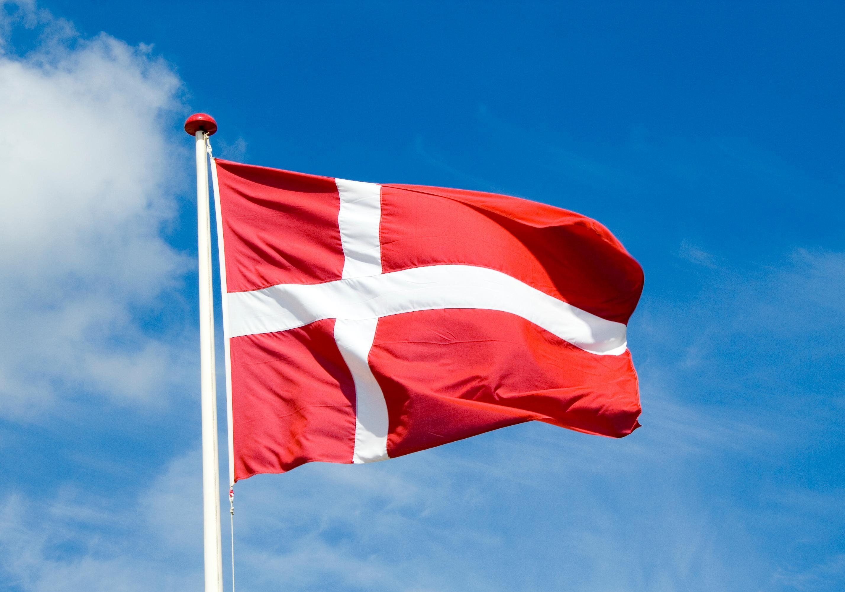 2860x2010 Denmark flag Large Image, Desktop