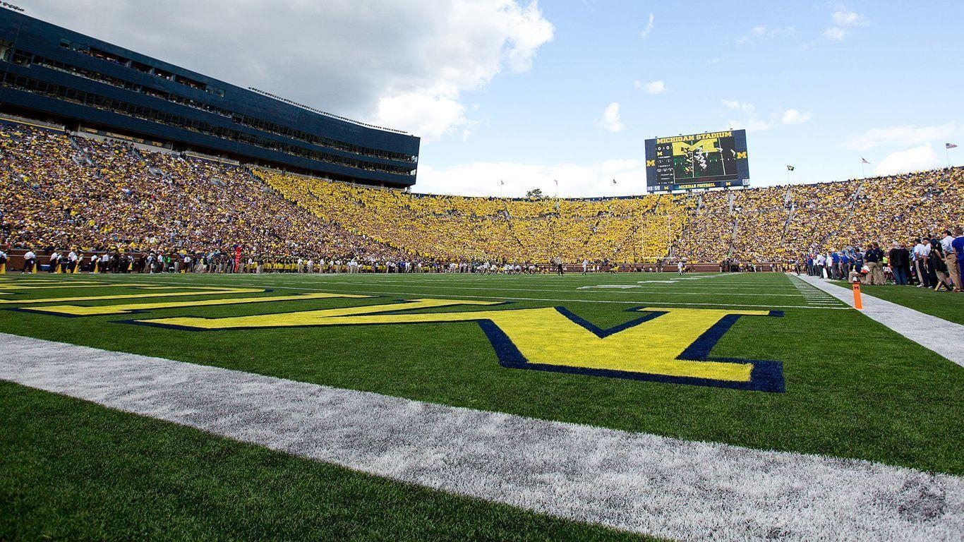 1370x770 Free University of Michigan Wallpaper, Desktop