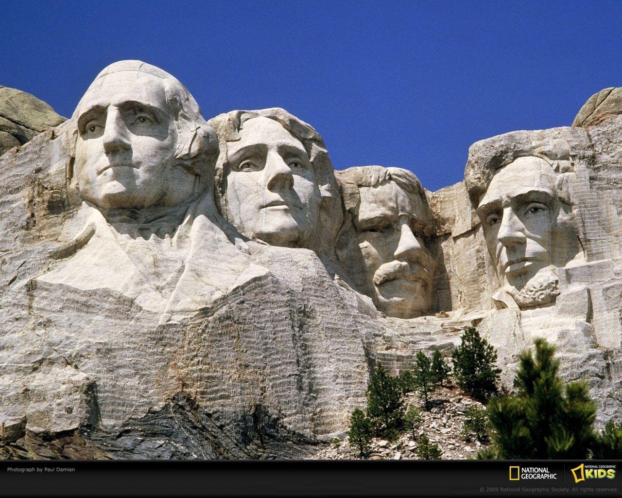 1280x1030 Mock up of Mt Rushmore, Desktop