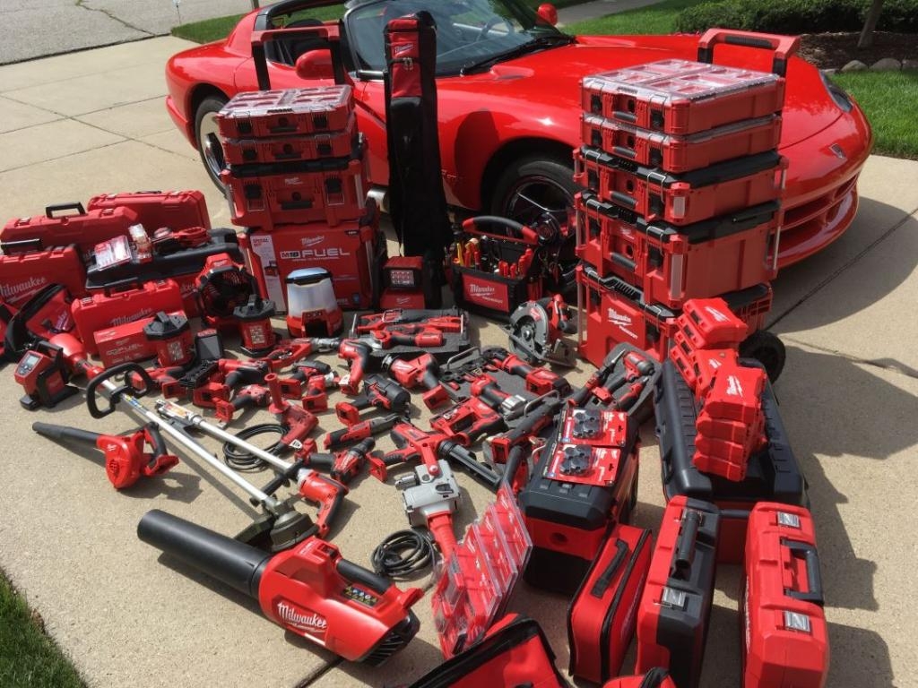 1030x770 Milwaukee Tool year, new, Desktop