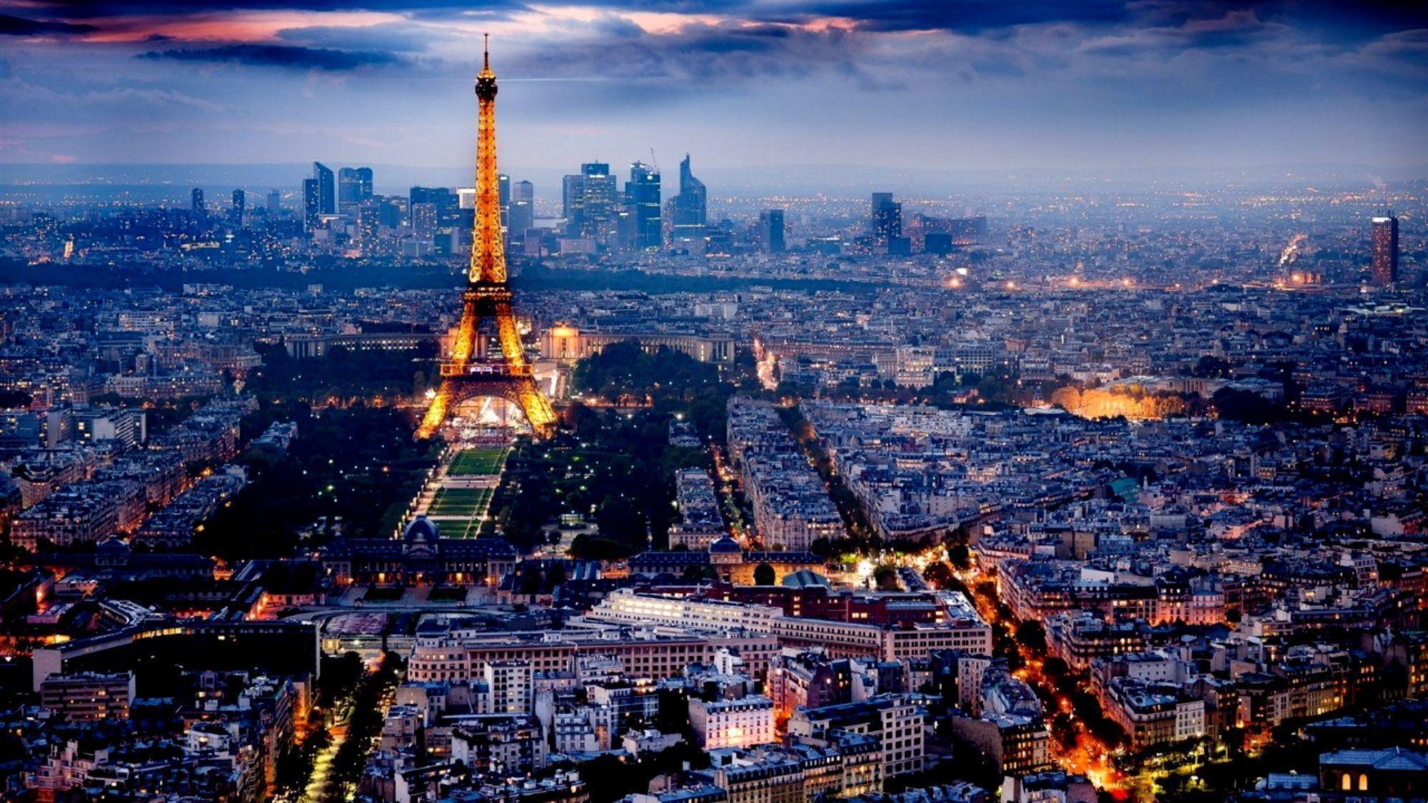 2000x1130 Paris Wallpaper, Desktop