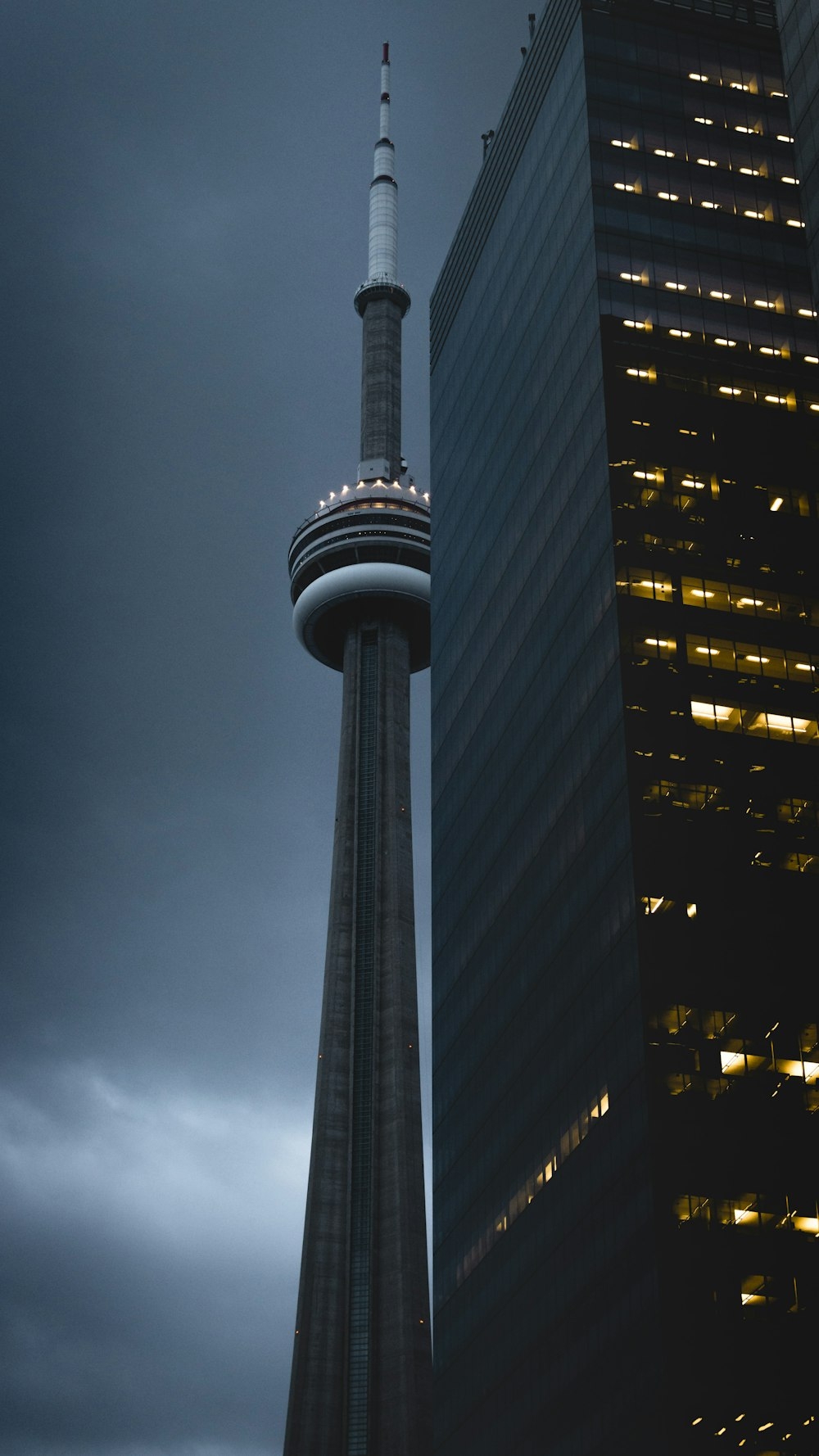 1000x1780 Toronto Night Picture. Download, Phone