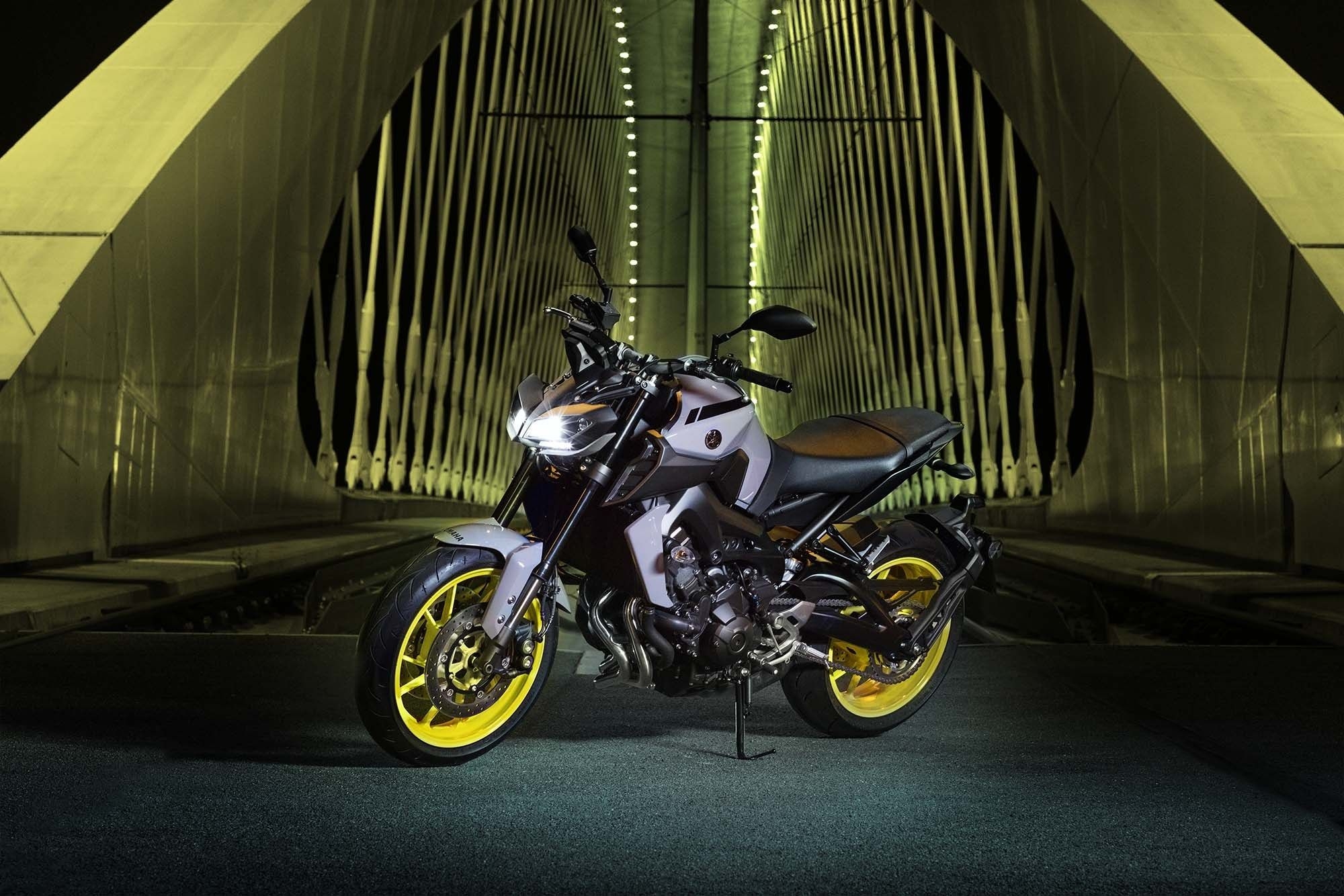 2000x1340 Wallpaper Yamaha MT- Automotive / Bikes, Desktop