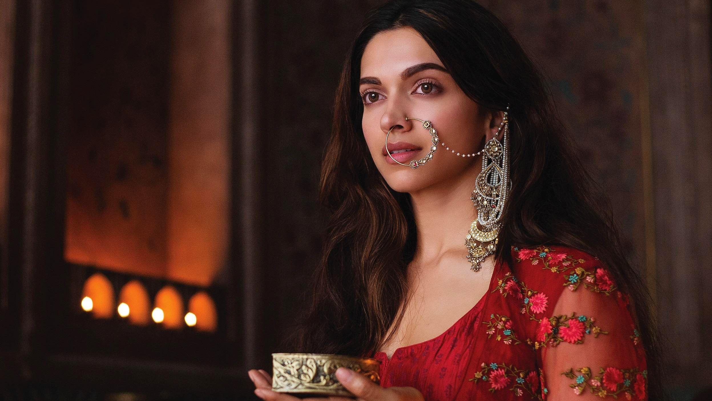 2500x1410 Wallpaper Mastani, Deepika Padukone, Bajirao Mastani, HD, Desktop