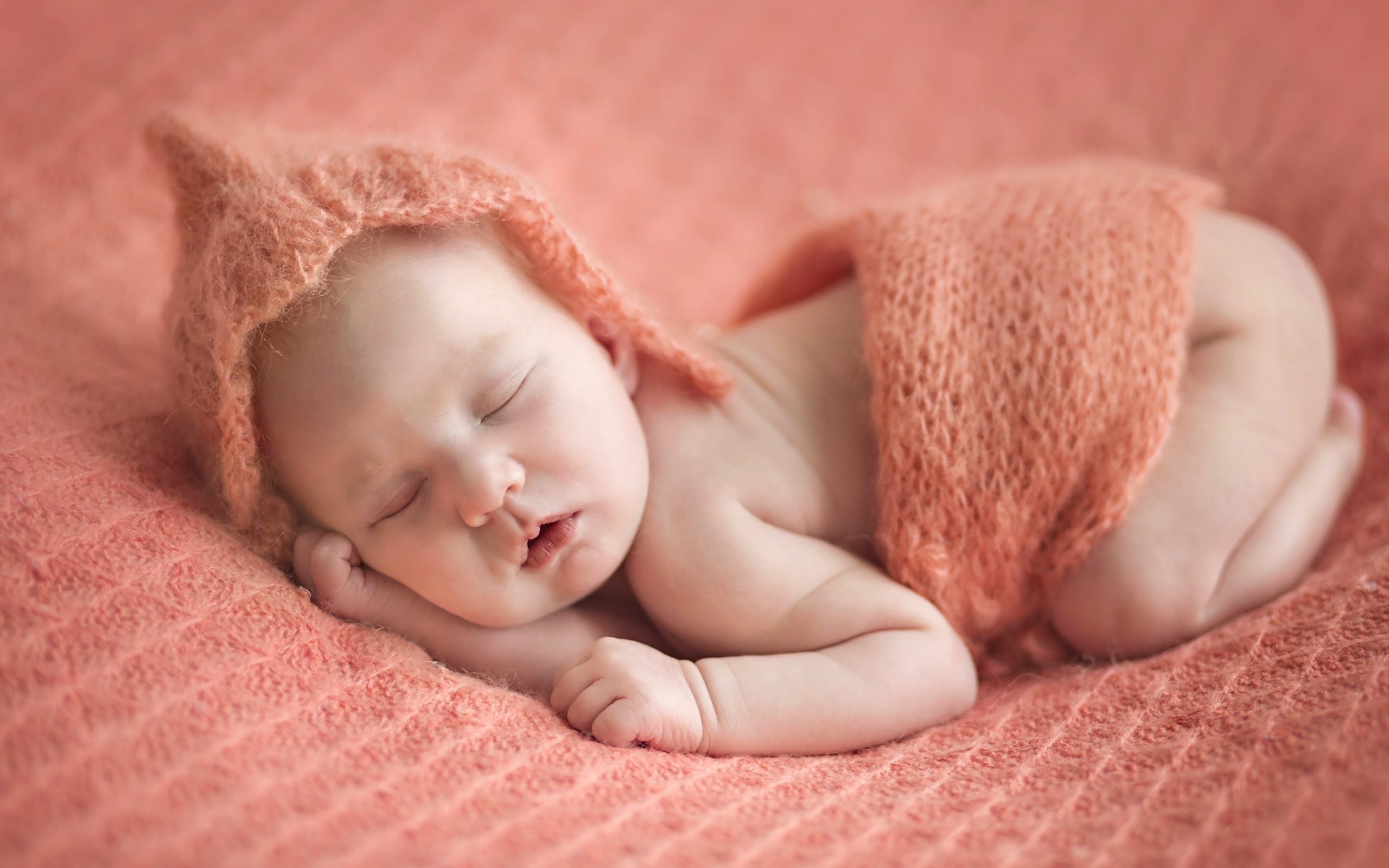 2560x1600 Cute Baby KId Sleeping 4K Wallpaper, Desktop