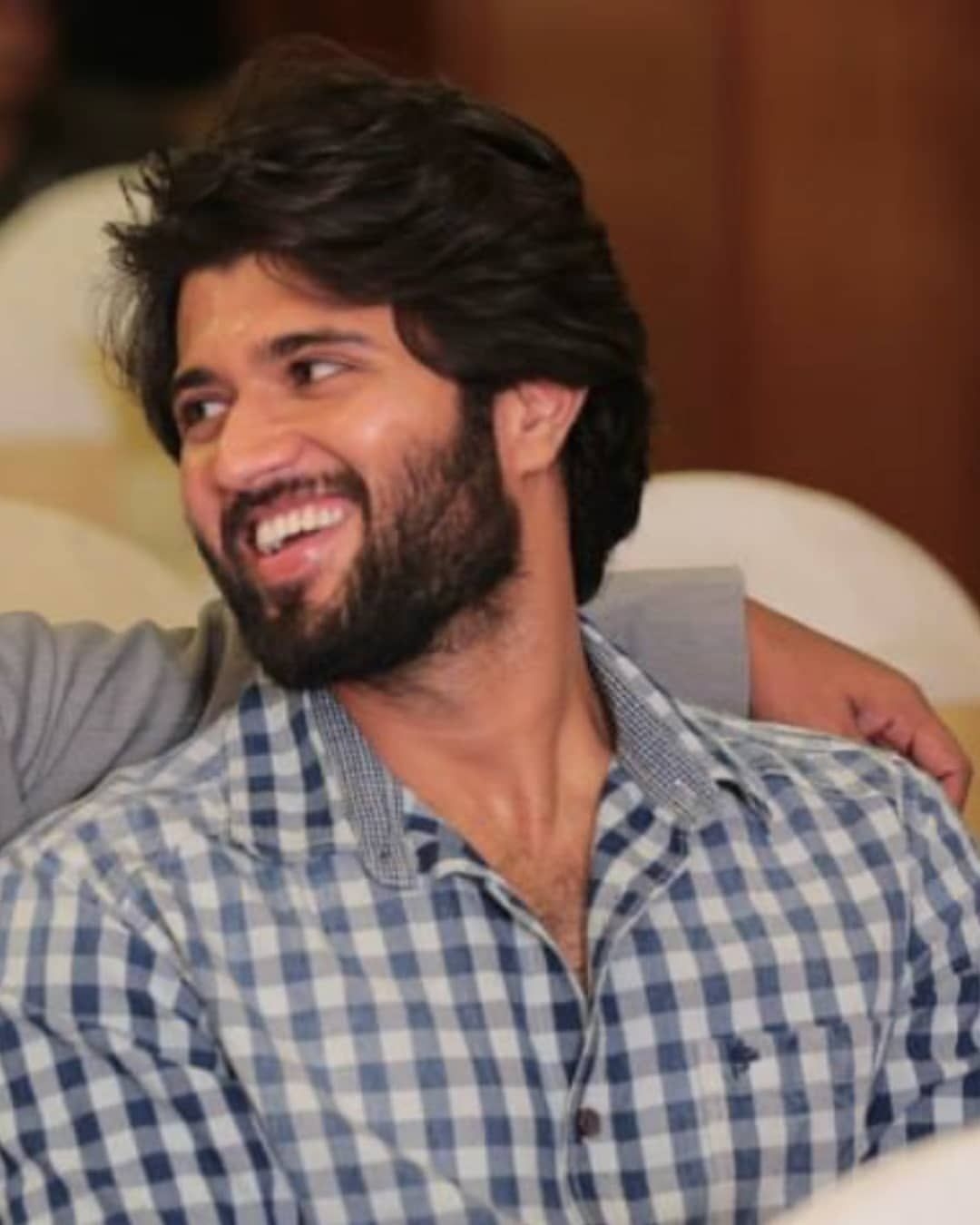 1080x1350 rashmikamandanna #vijaydeverakonda #vijay #arjunreddy #nota #vsd #ntr #telugu #teluguactor #telugumovie #telug. Vijay actor, Telugu hero, Indian bollywood actors, Phone