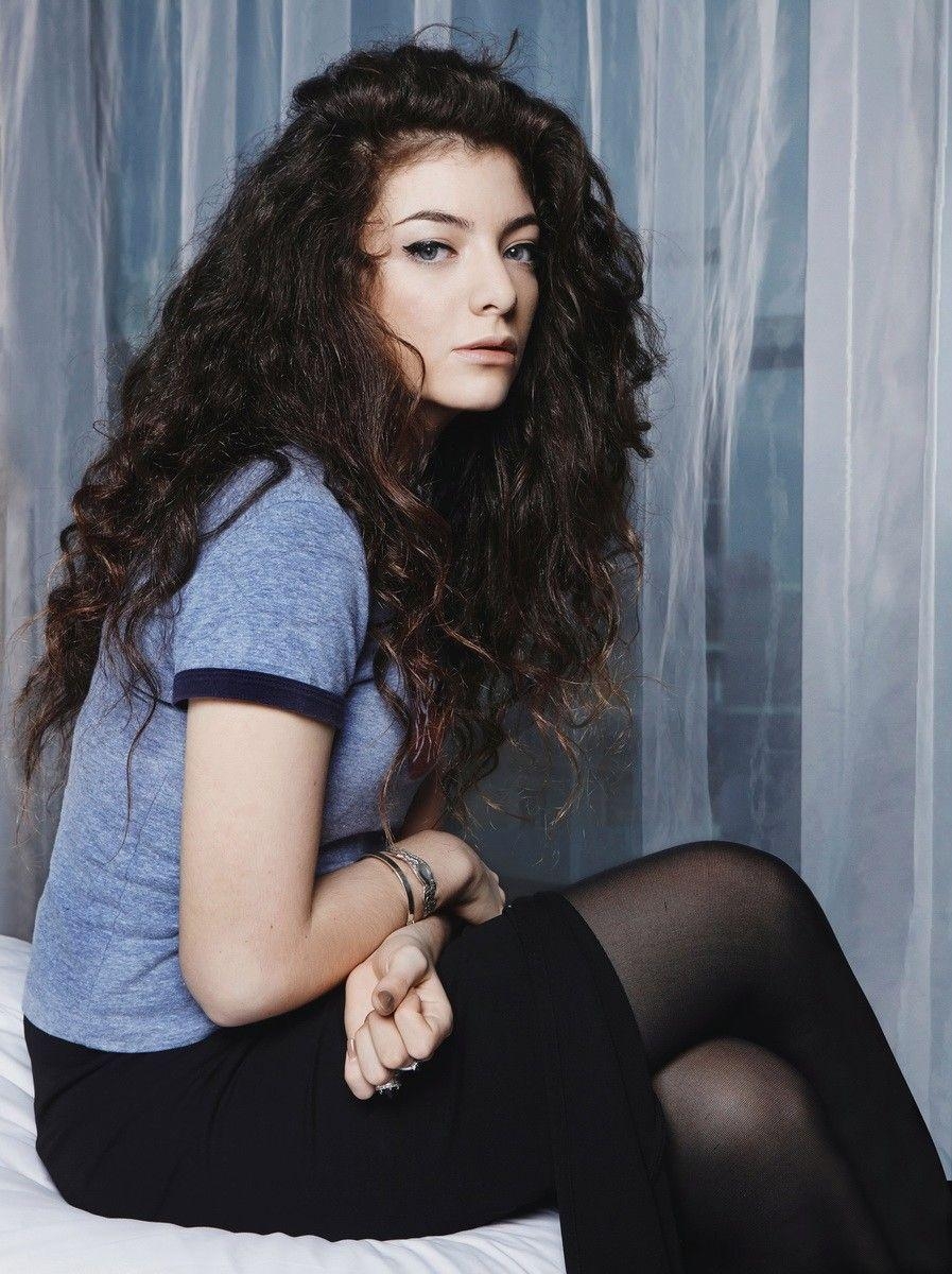 900x1200 Lorde Wallpaper HD Download, Phone