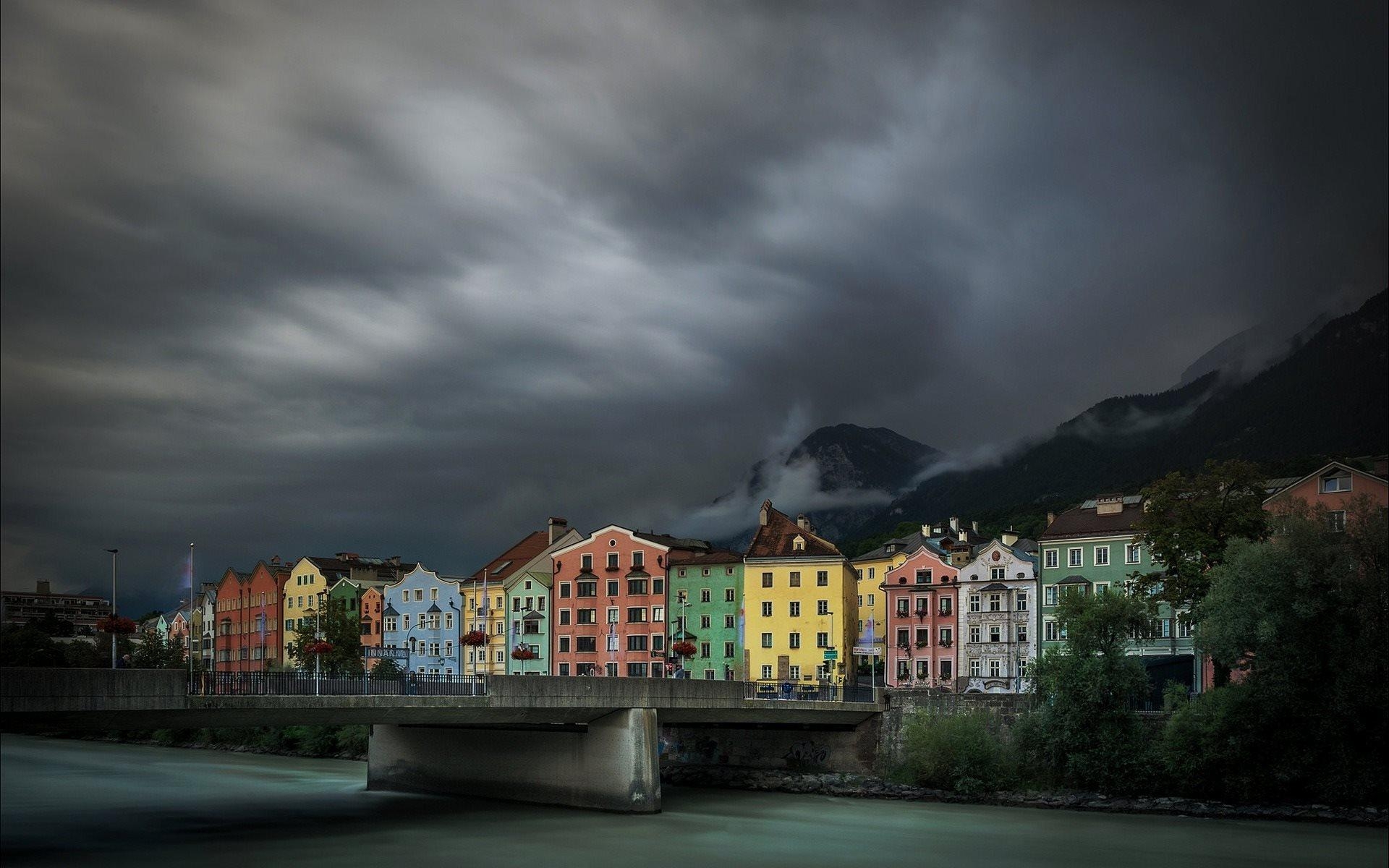 1920x1200 Download wallpaper Innsbruck, River Inn, colorful houses, Austria, Desktop